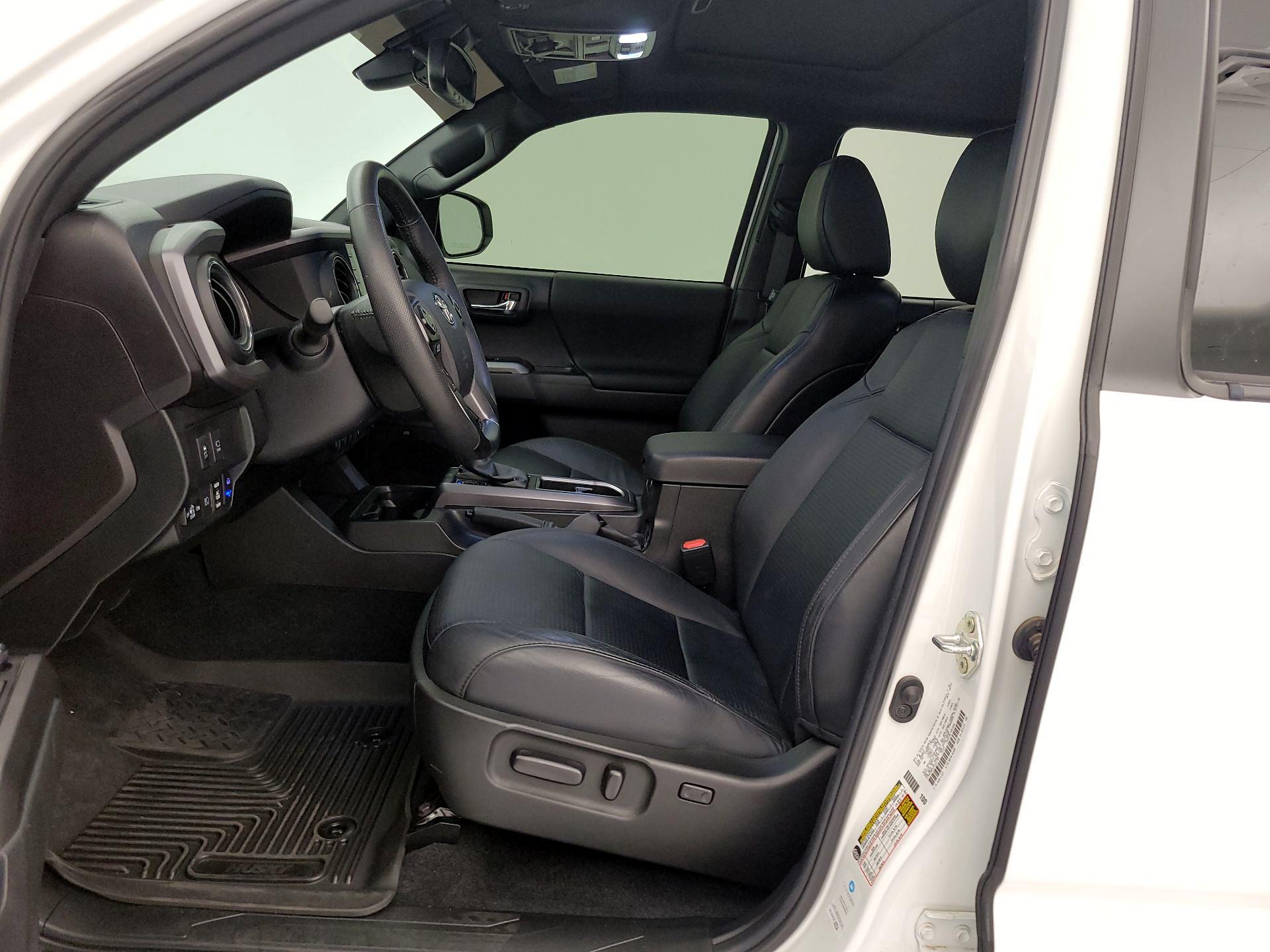 Thumbnail: 2023 Toyota Tacoma - 11