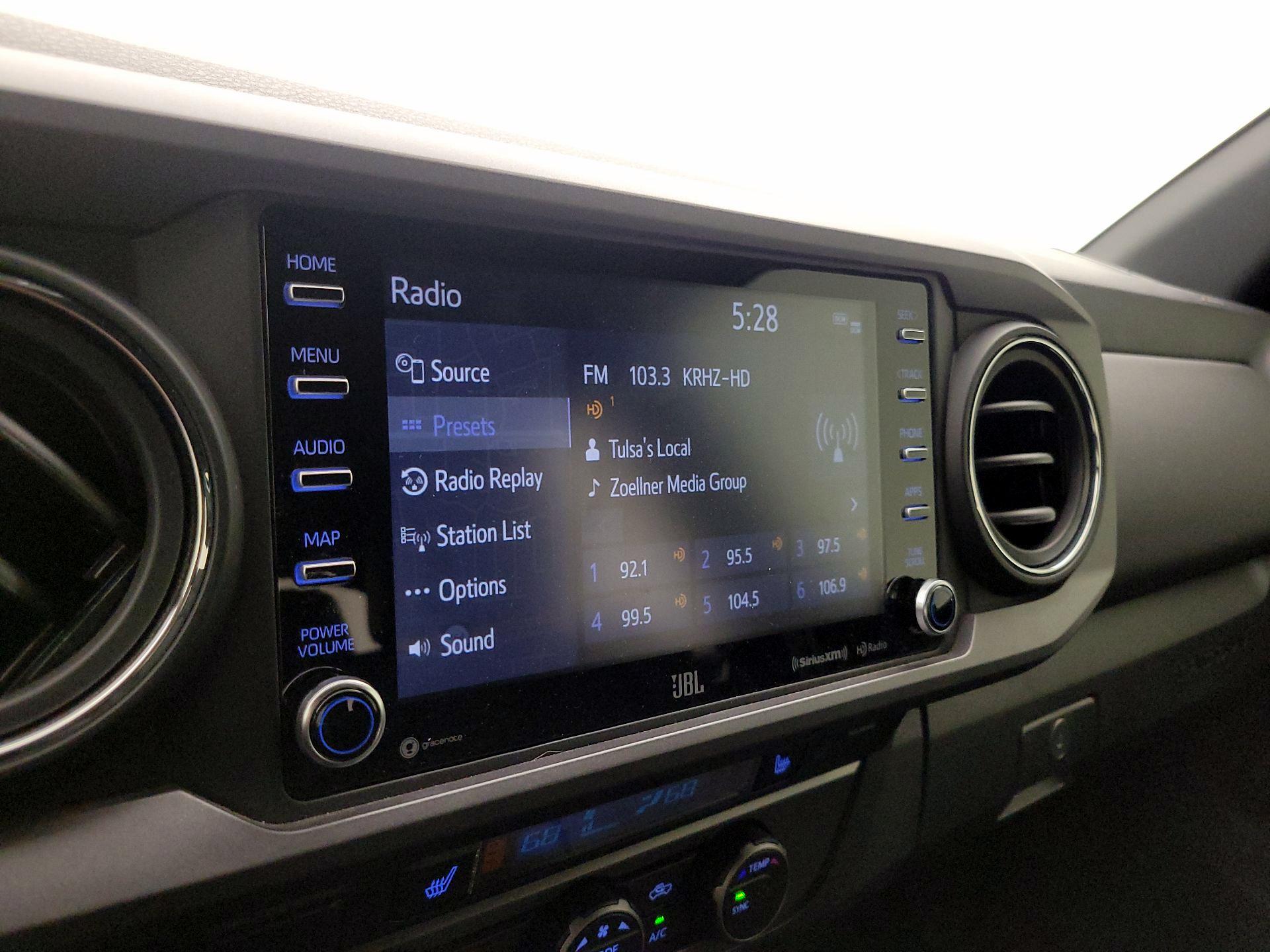 Thumbnail: 2023 Toyota Tacoma - 16