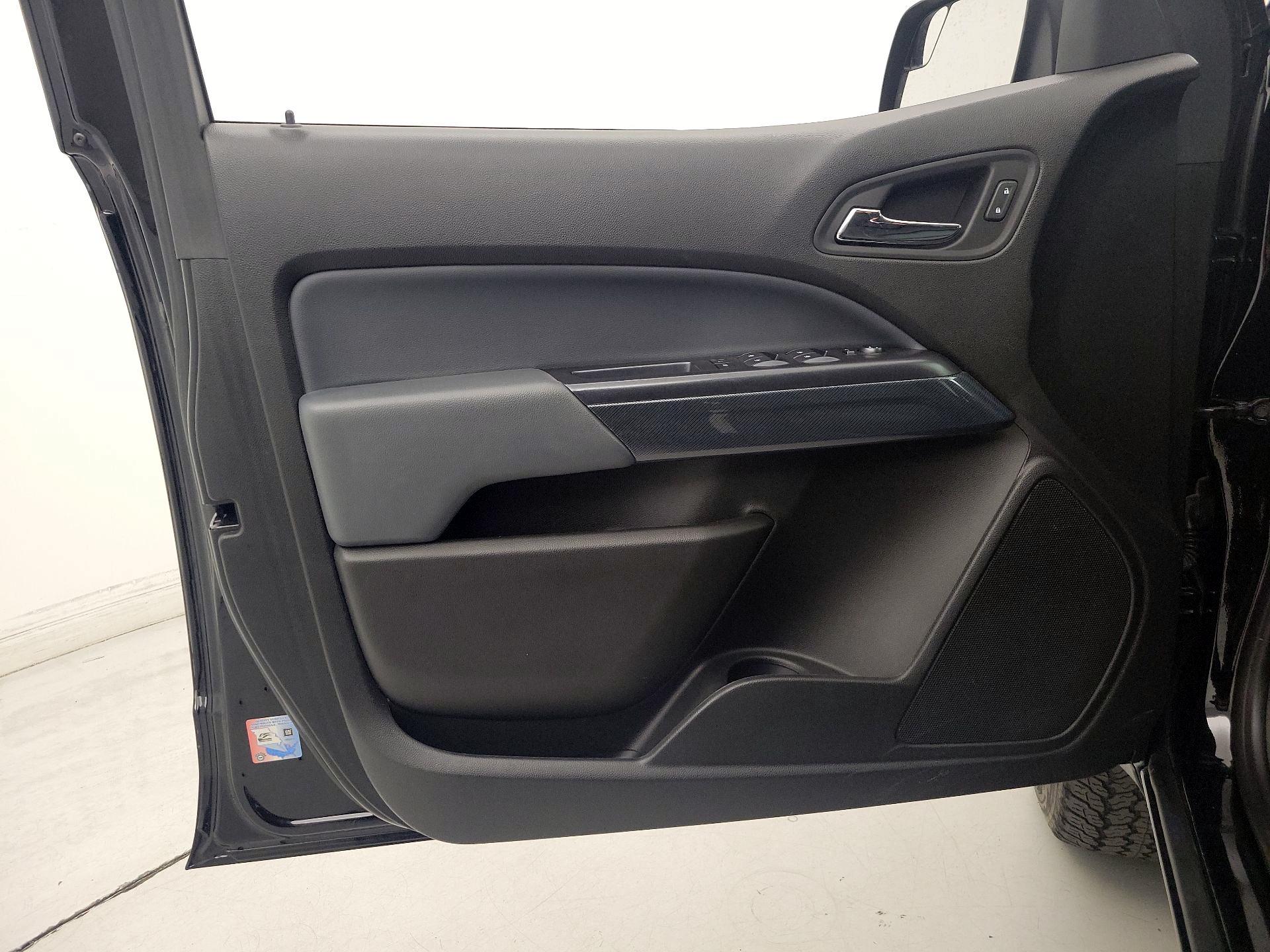 Thumbnail: 2021 Chevrolet Colorado - 12