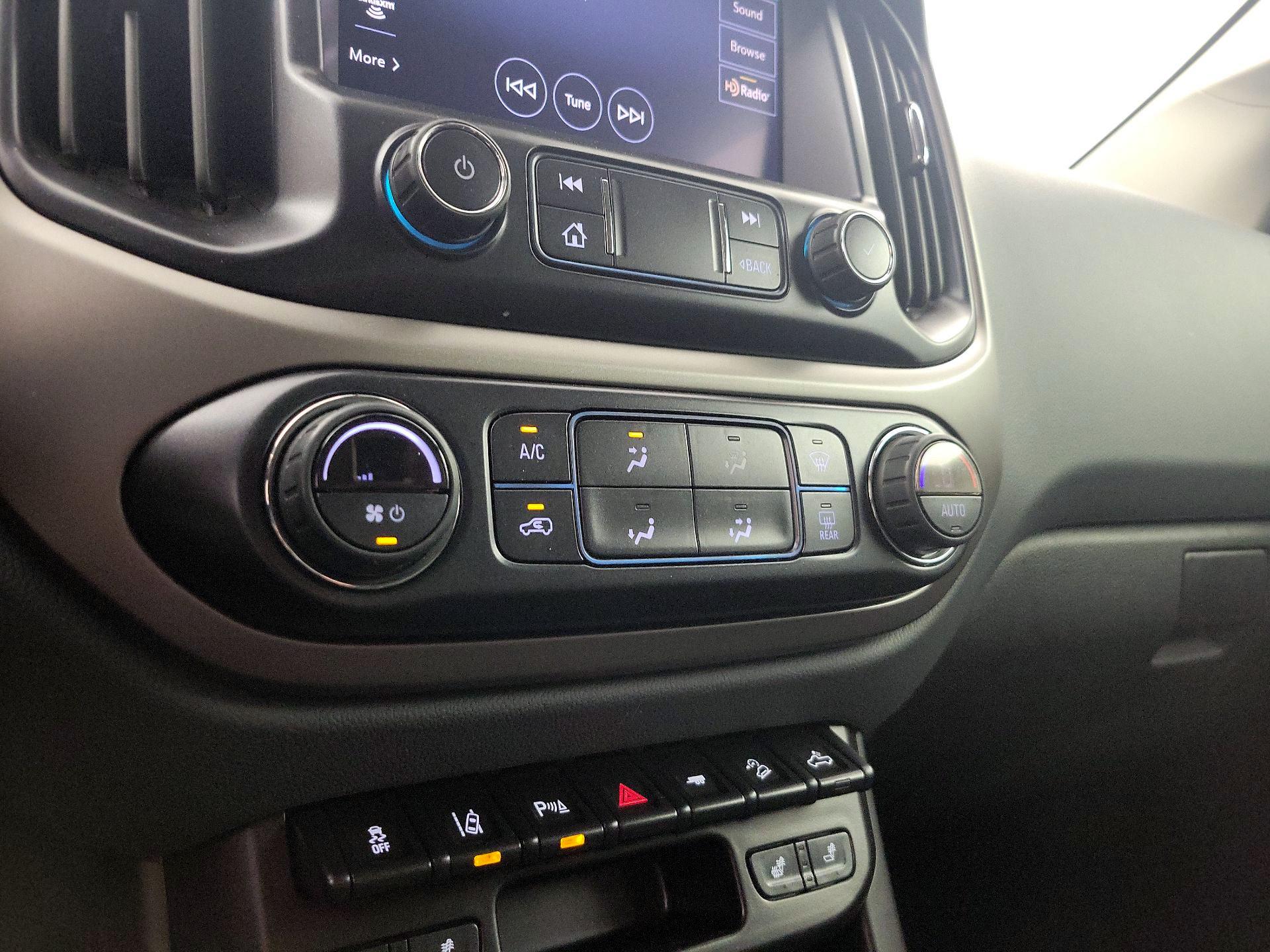 Thumbnail: 2021 Chevrolet Colorado - 16