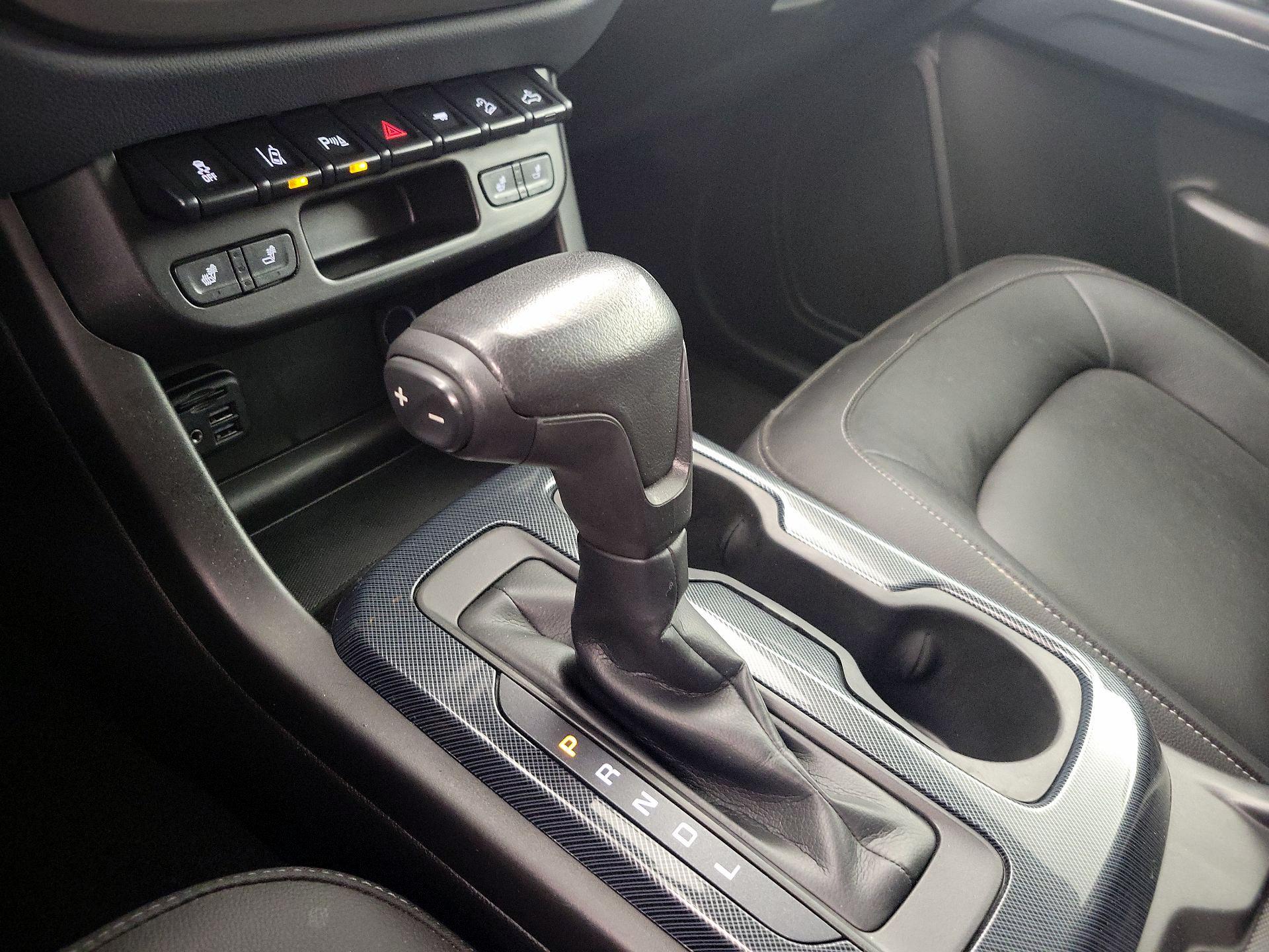 Thumbnail: 2021 Chevrolet Colorado - 17