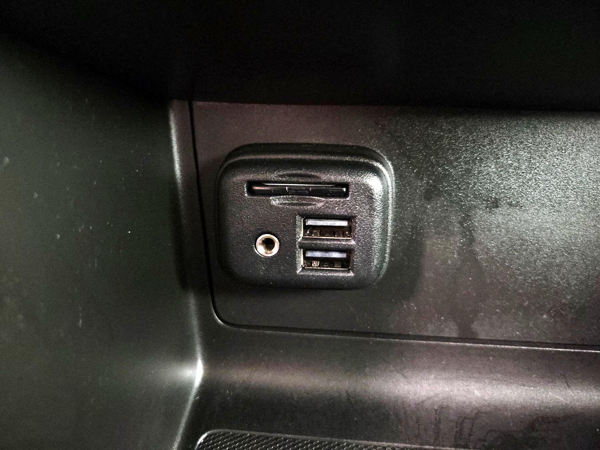 Thumbnail: 2021 Chevrolet Colorado - 18