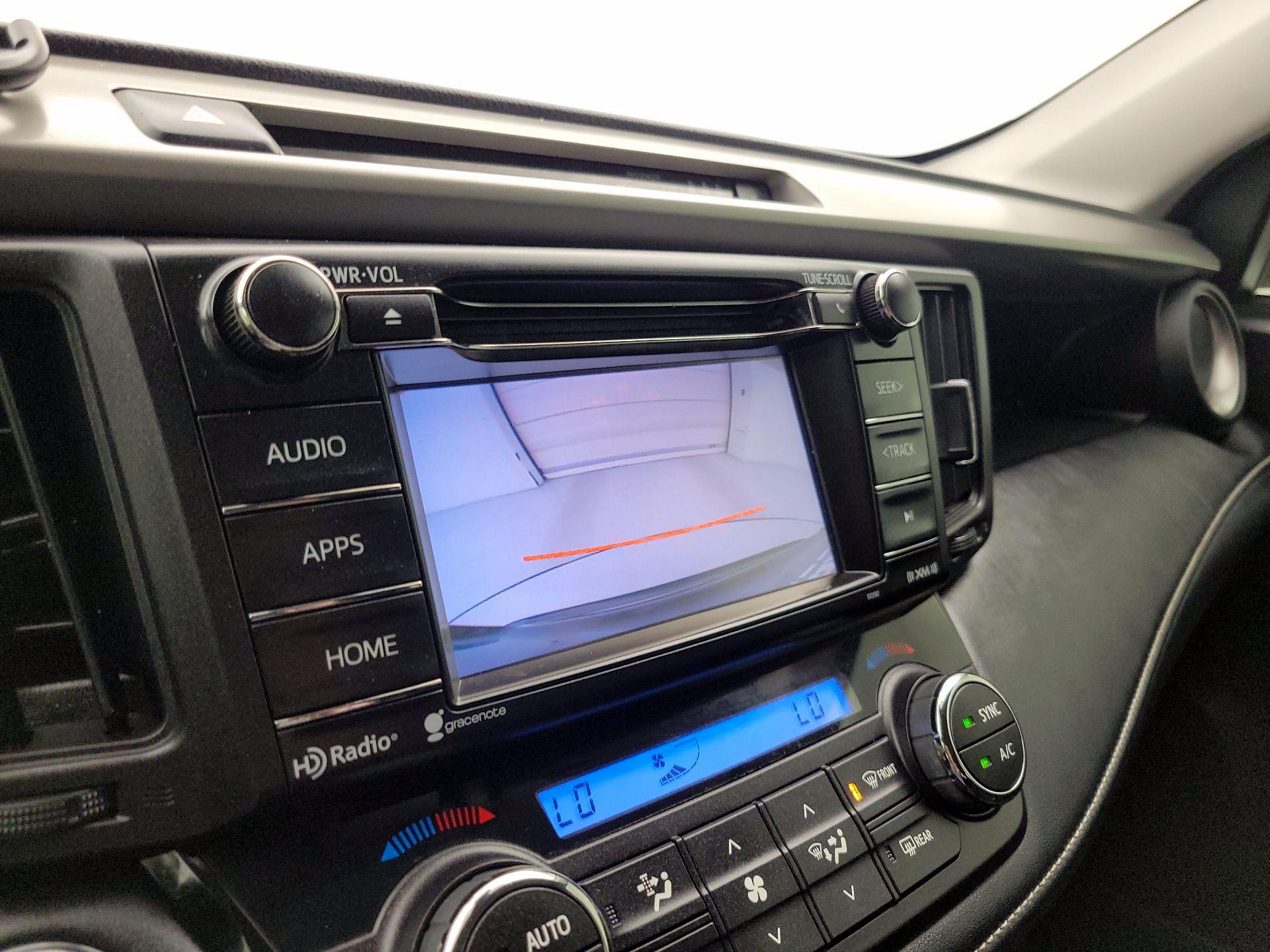 Thumbnail: 2018 Toyota RAV4 - 14