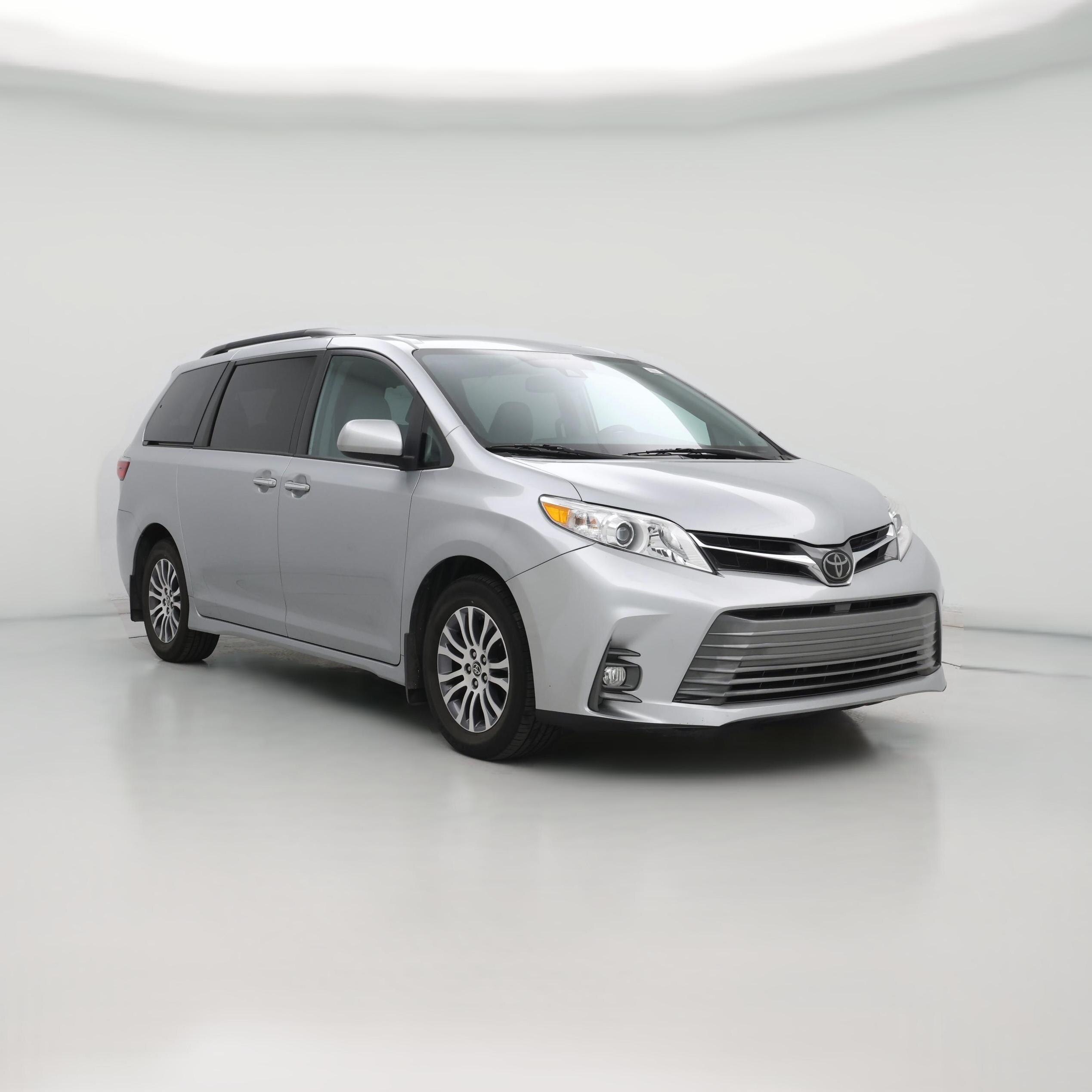 Thumbnail: 2020 Toyota Sienna - 1