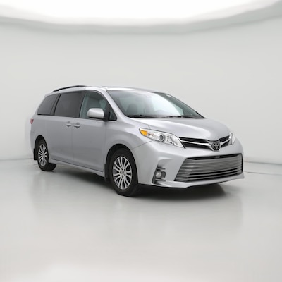 2020 Toyota Sienna XLE