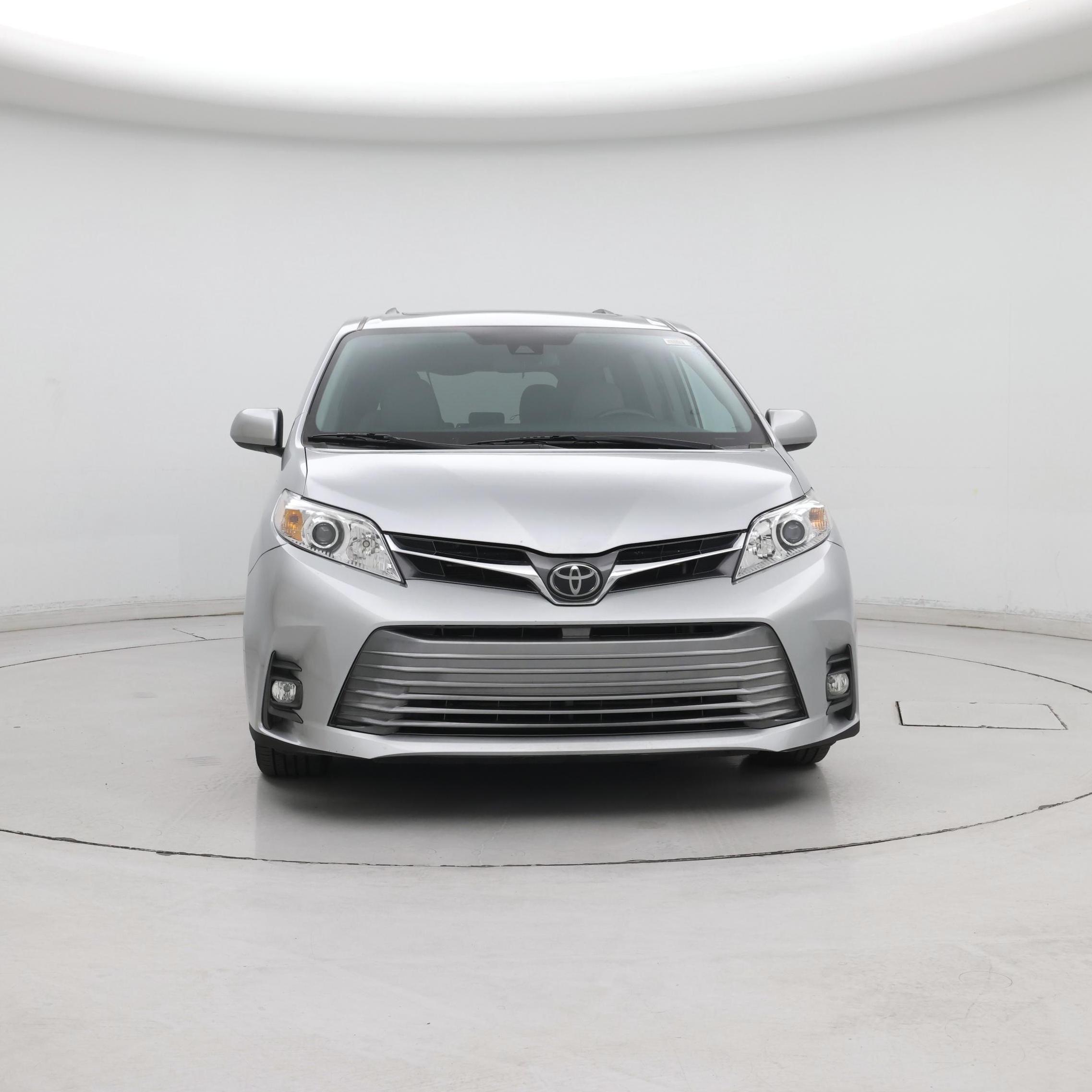 Thumbnail: 2020 Toyota Sienna - 5