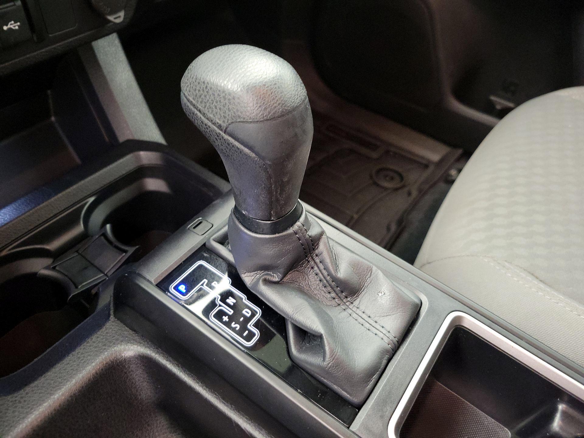 Thumbnail: 2023 Toyota Tacoma - 17