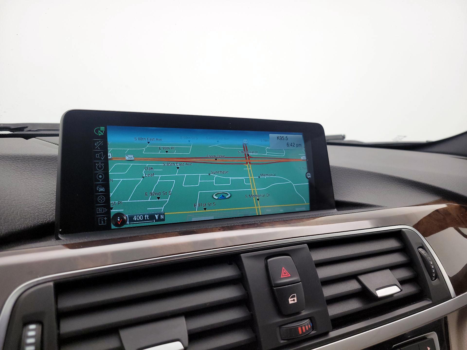 Thumbnail: 2016 BMW 3 Series - 14