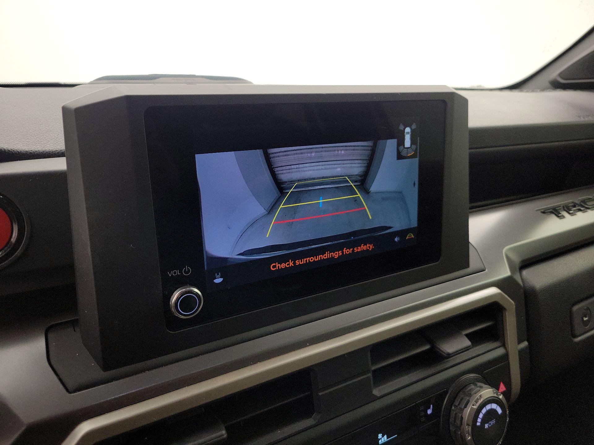 Thumbnail: 2024 Toyota Tacoma - 14