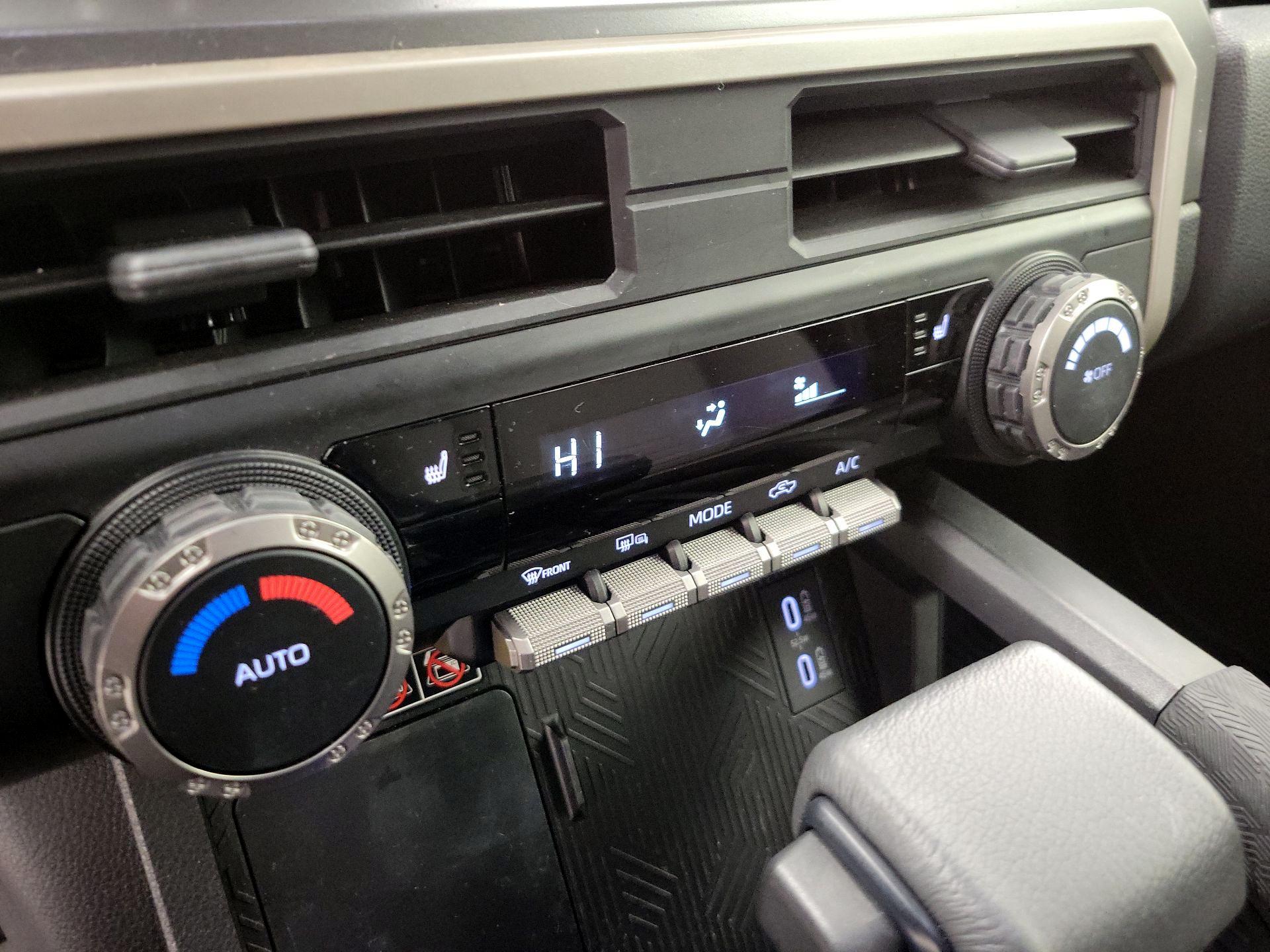 Thumbnail: 2024 Toyota Tacoma - 16