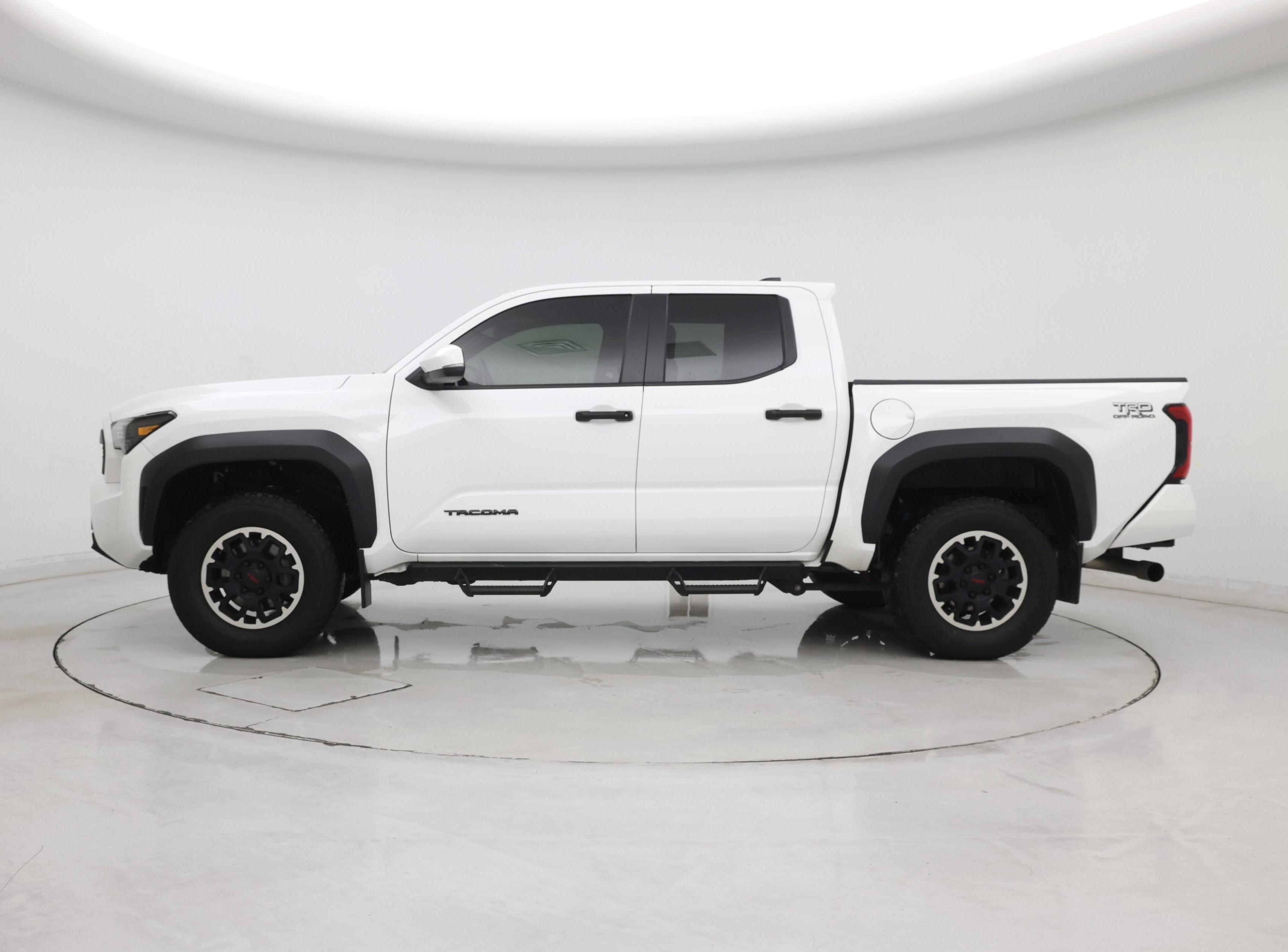 Thumbnail: 2024 Toyota Tacoma - 3