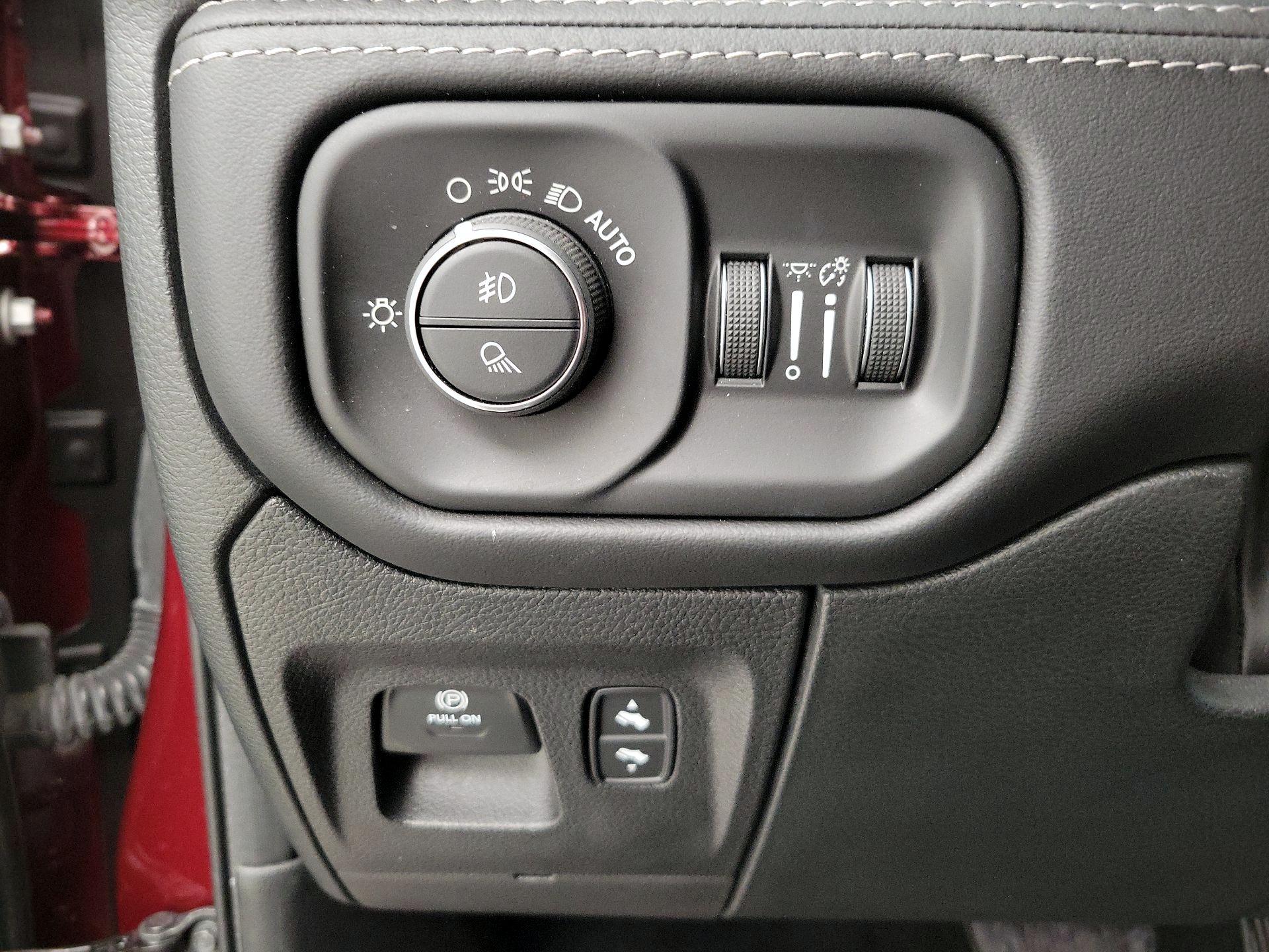 Thumbnail: 2022 RAM 1500 - 13