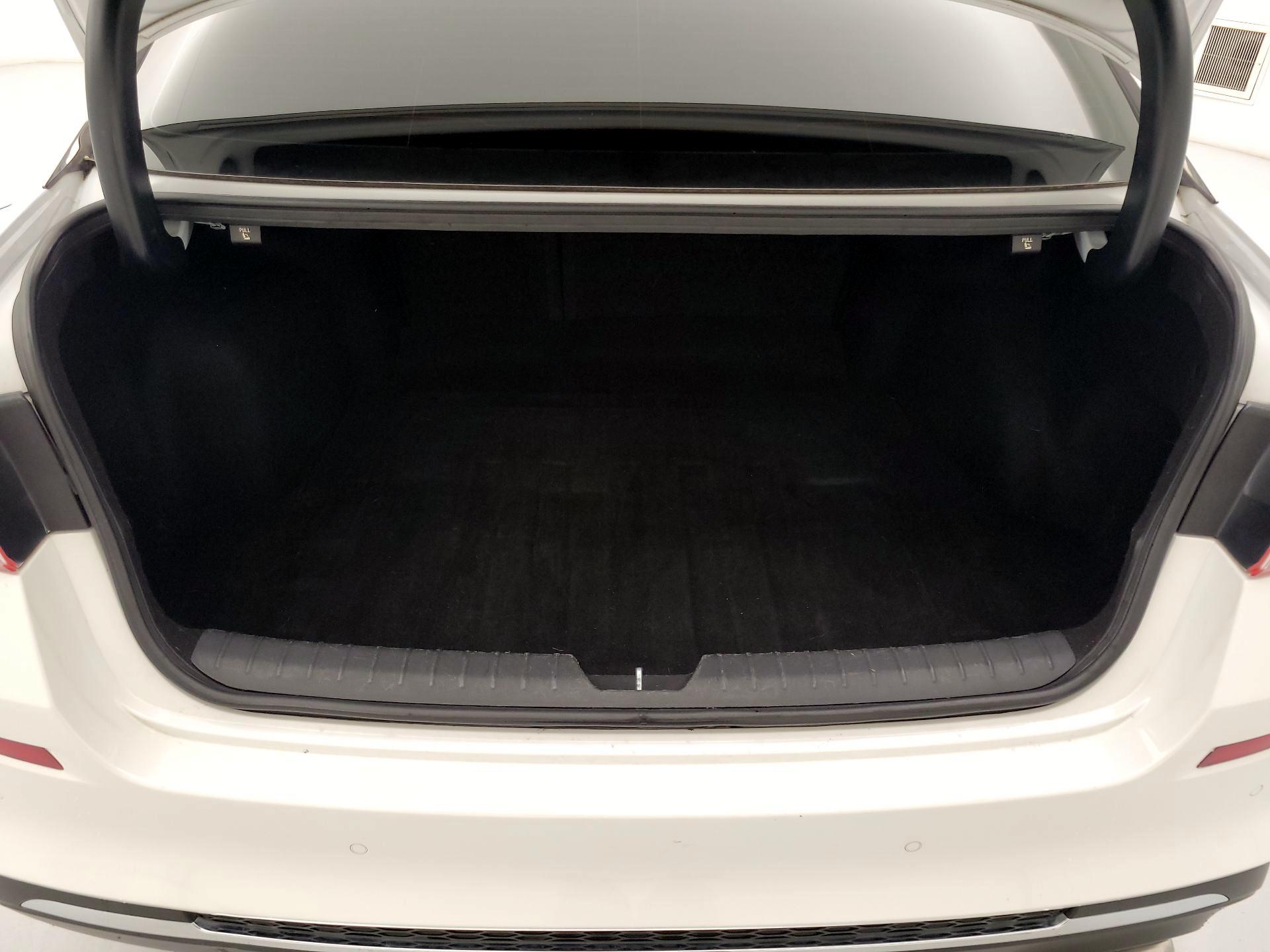 Thumbnail: 2019 Kia Optima - 20