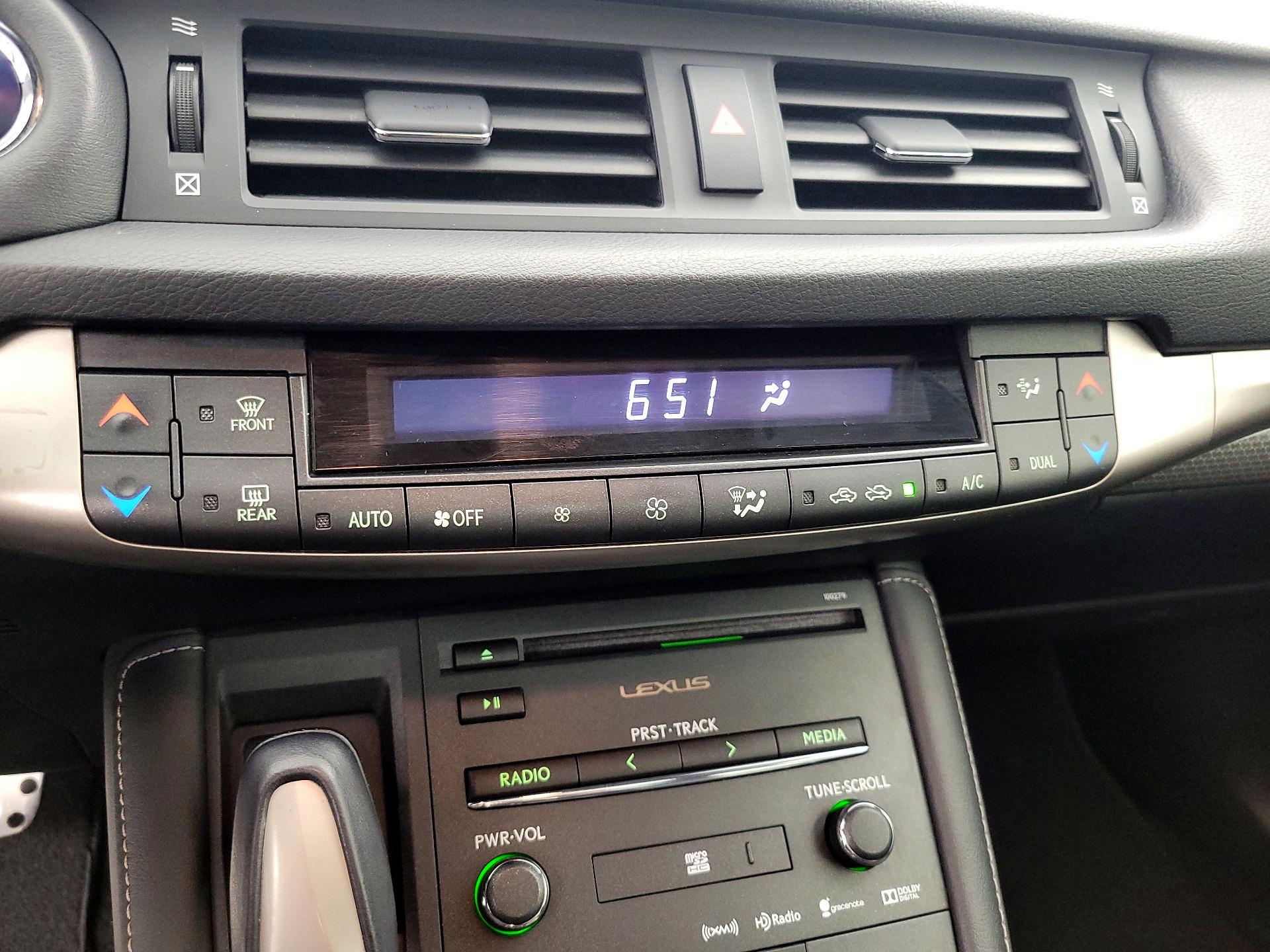 Thumbnail: 2014 Lexus CT - 17