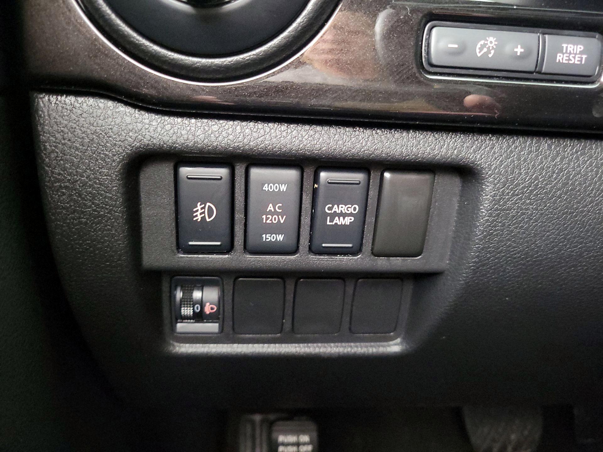 Thumbnail: 2018 Nissan Titan - 13