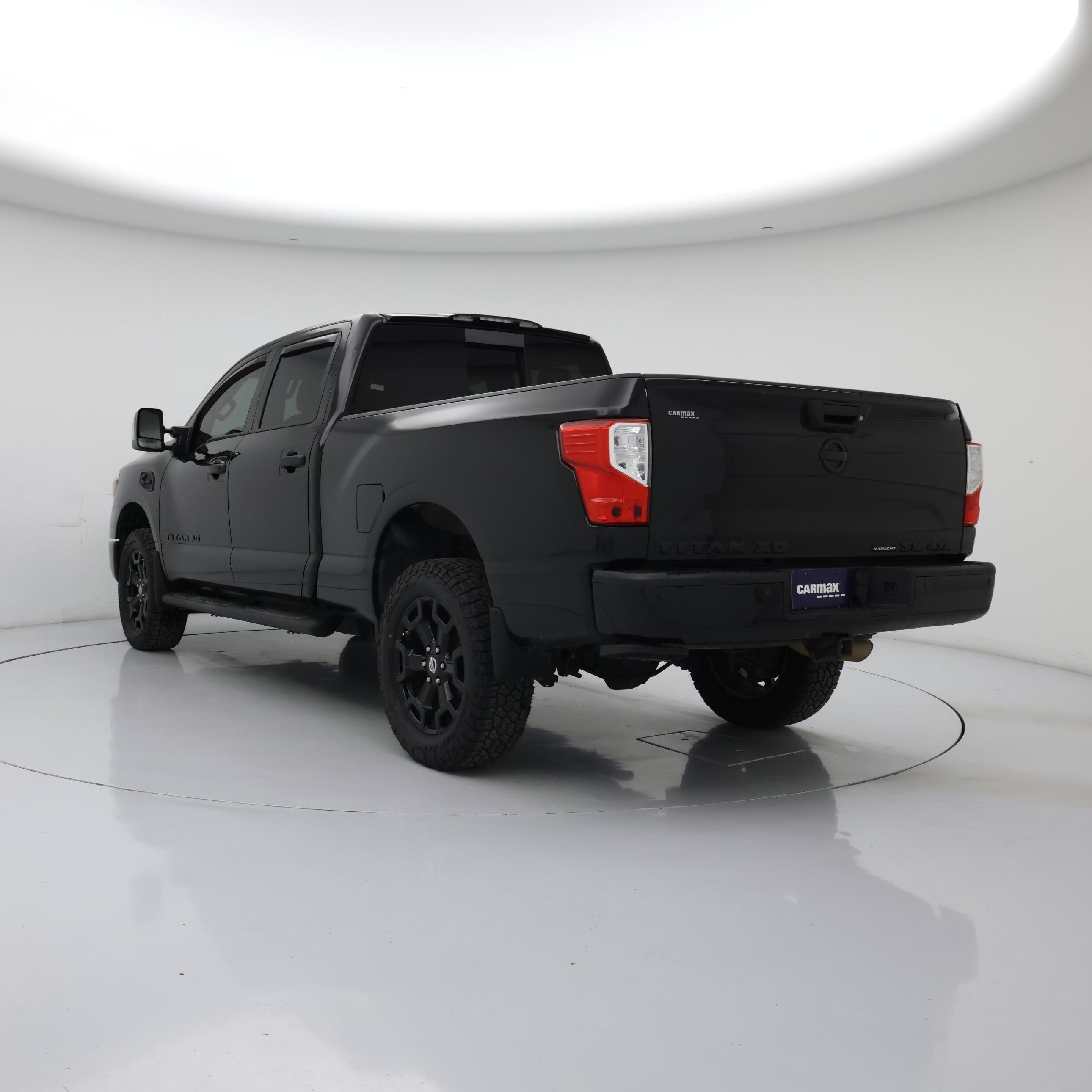 Thumbnail: 2018 Nissan Titan - 2
