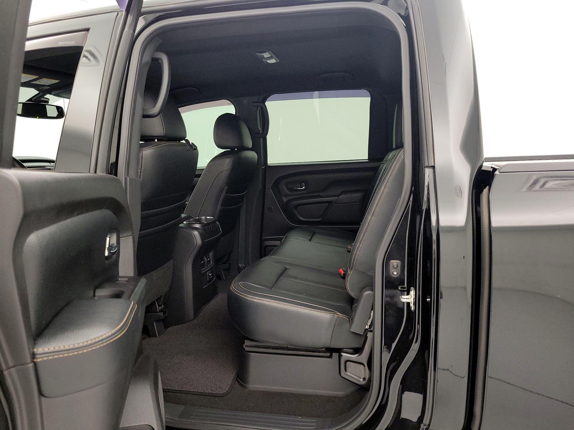 Thumbnail: 2018 Nissan Titan - 20