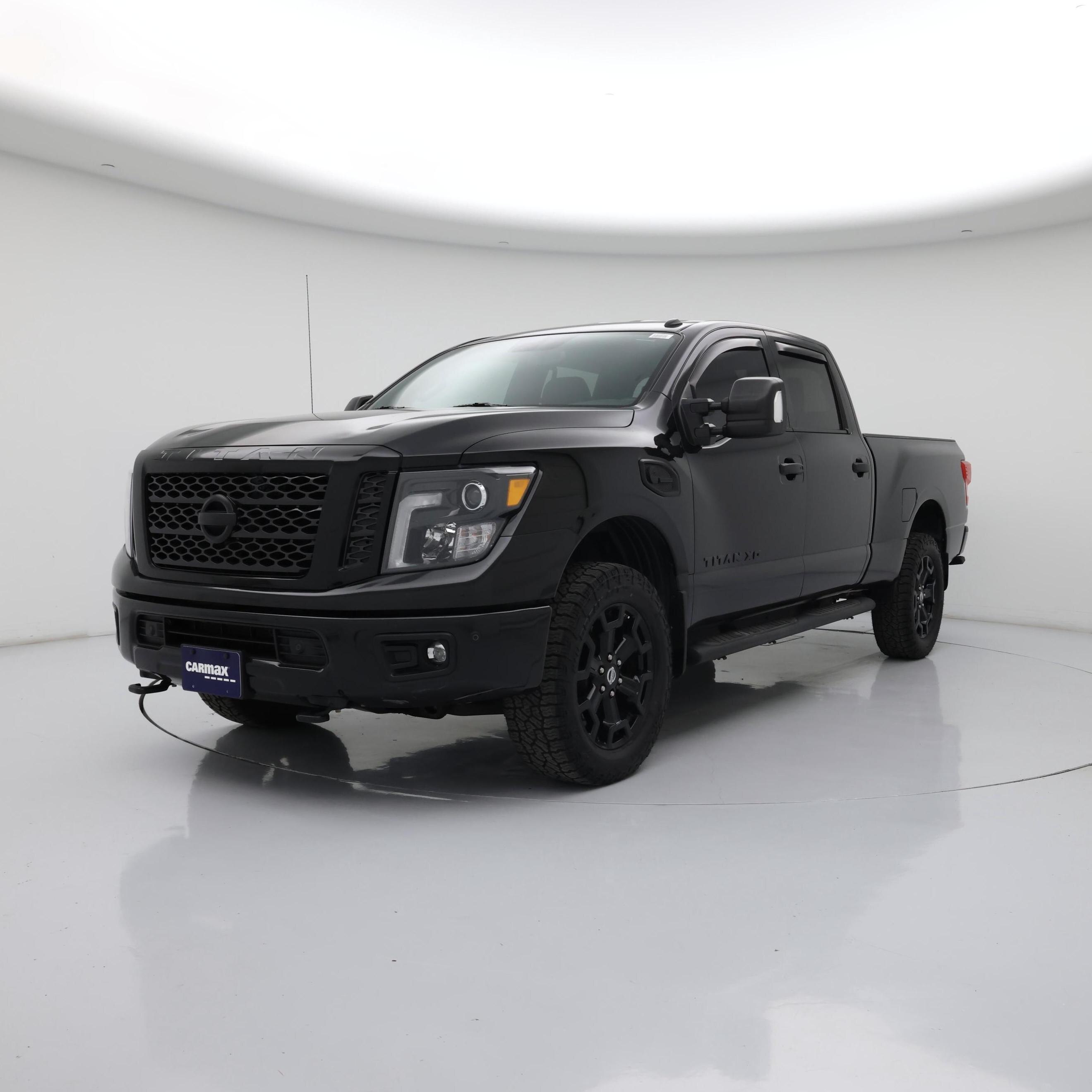 Thumbnail: 2018 Nissan Titan - 4