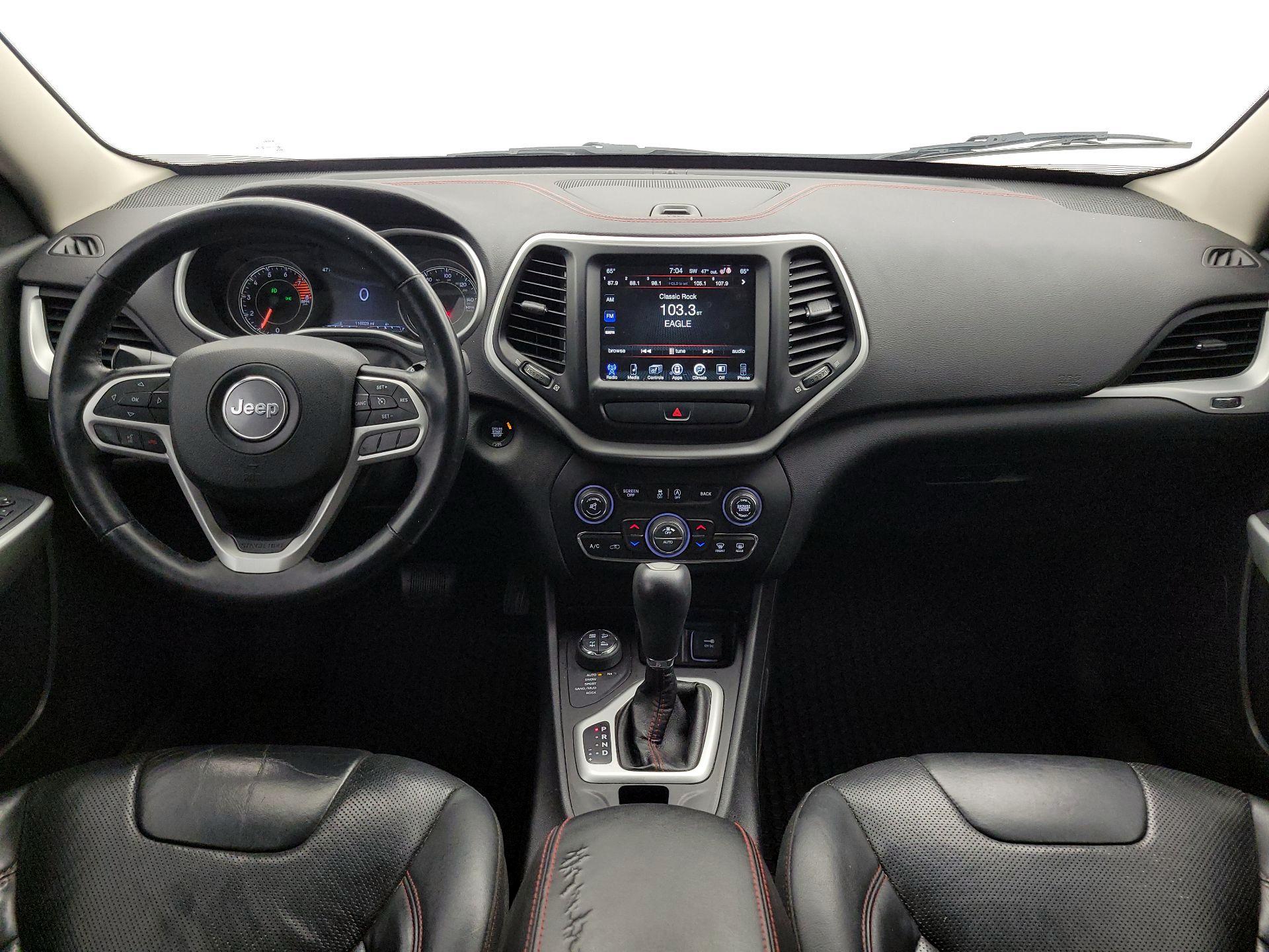 Thumbnail: 2017 Jeep Cherokee - 9