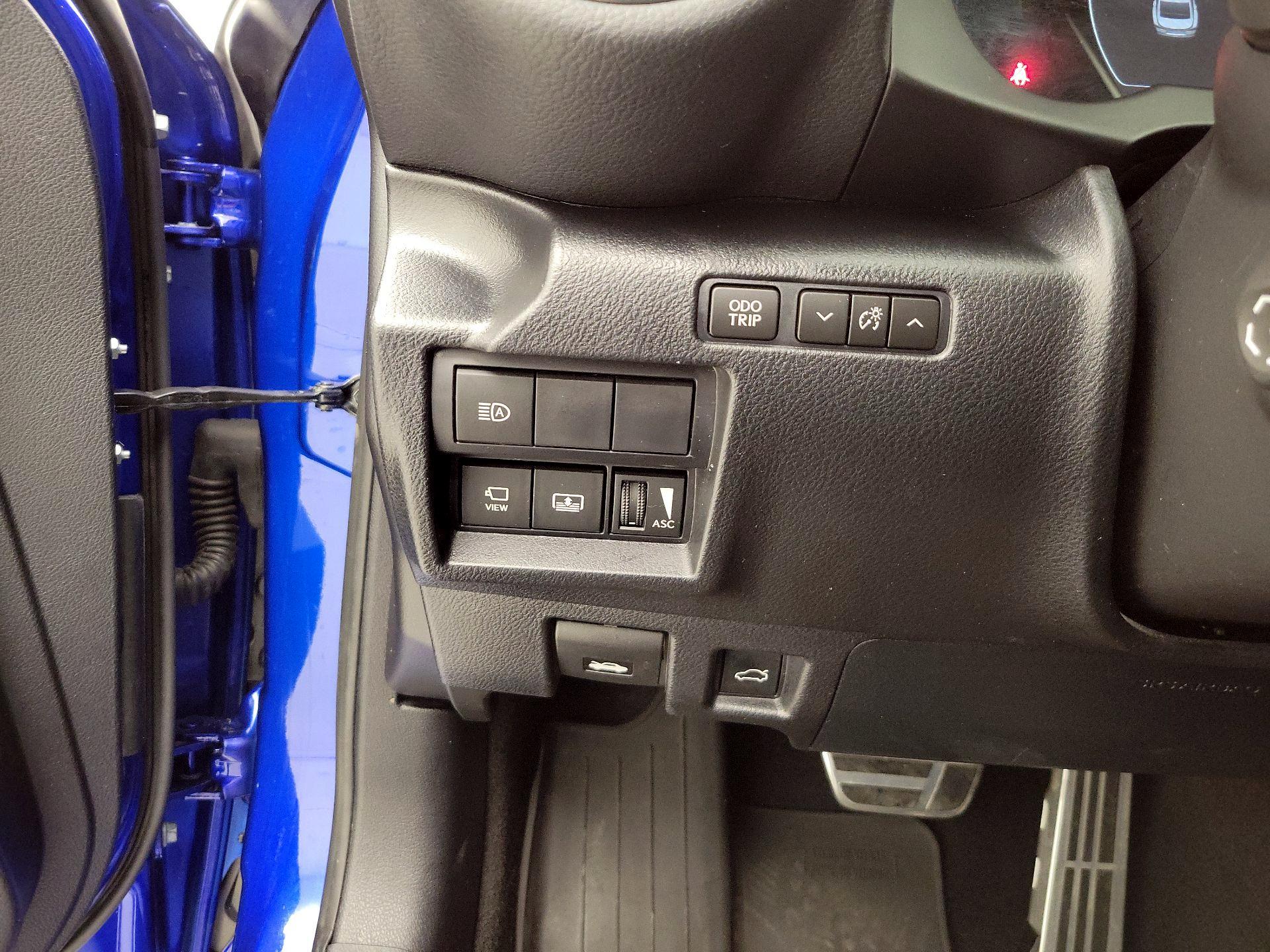 Thumbnail: 2023 Lexus IS - 13