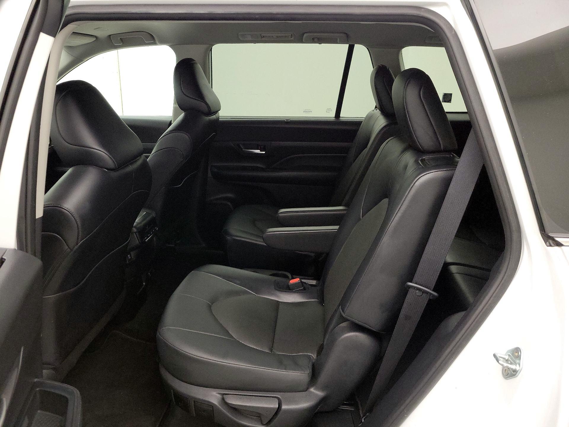 Thumbnail: 2024 Toyota Grand Highlander - 19