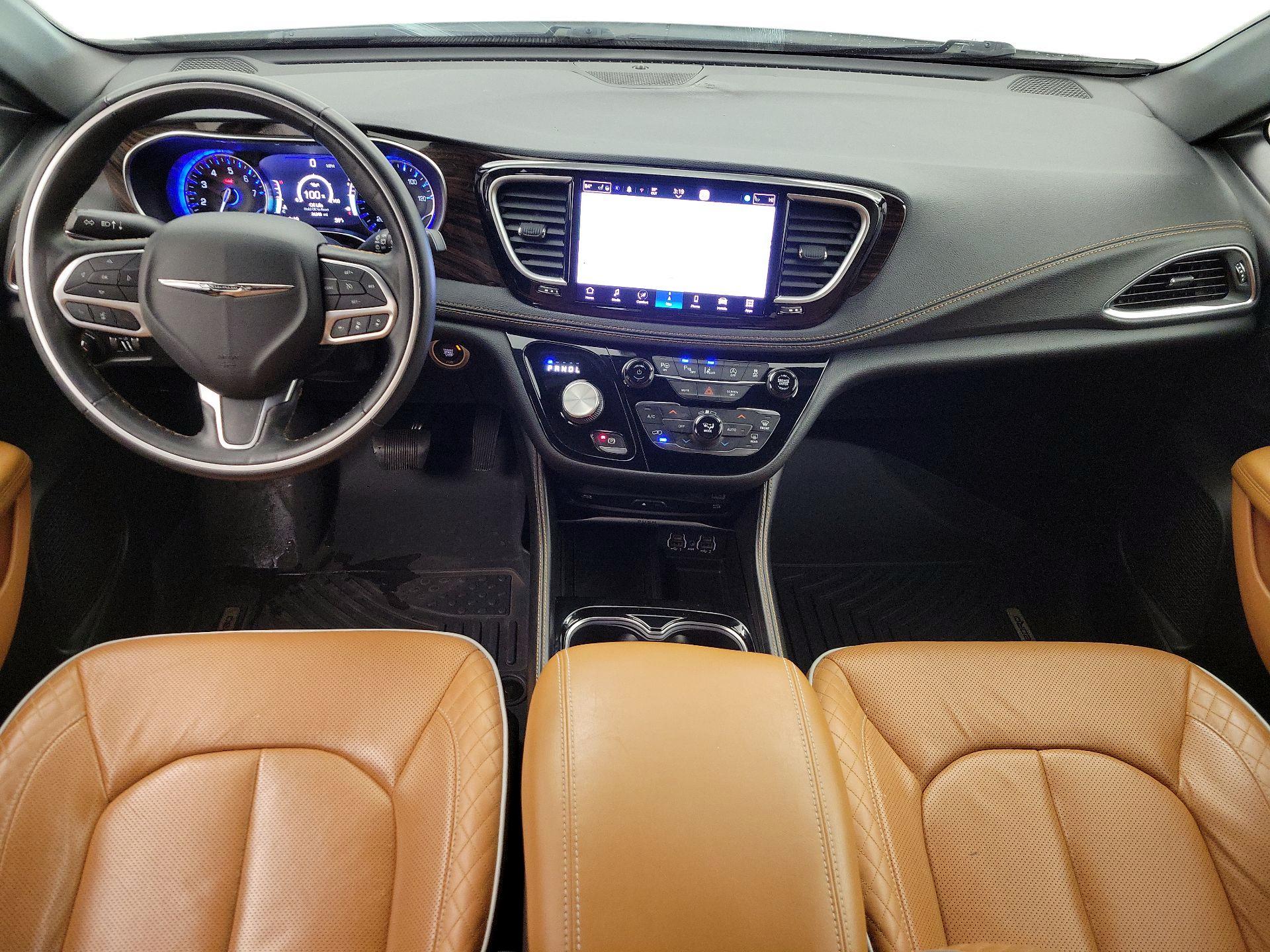 Thumbnail: 2021 Chrysler Pacifica - 9