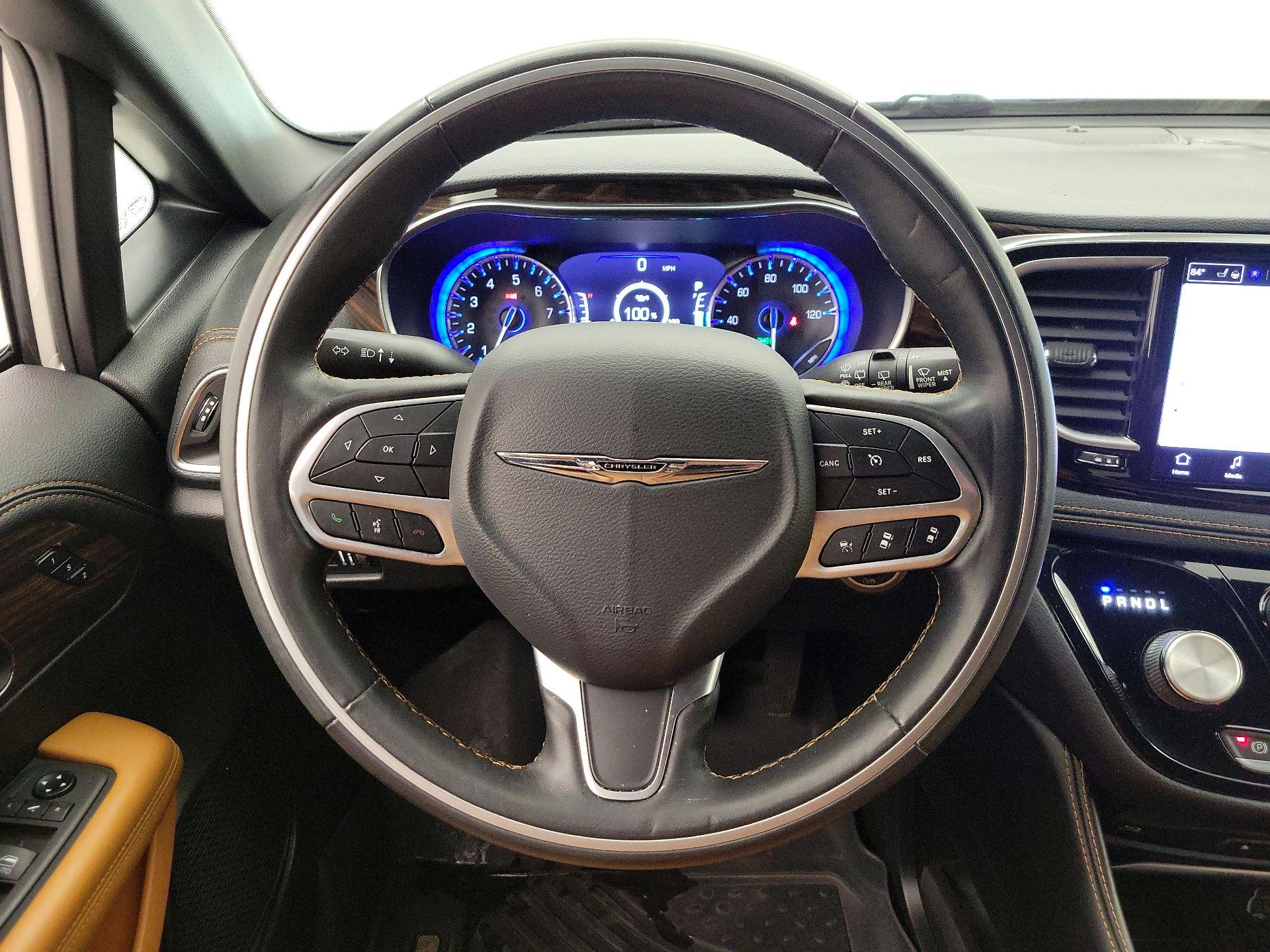 Thumbnail: 2021 Chrysler Pacifica - 10