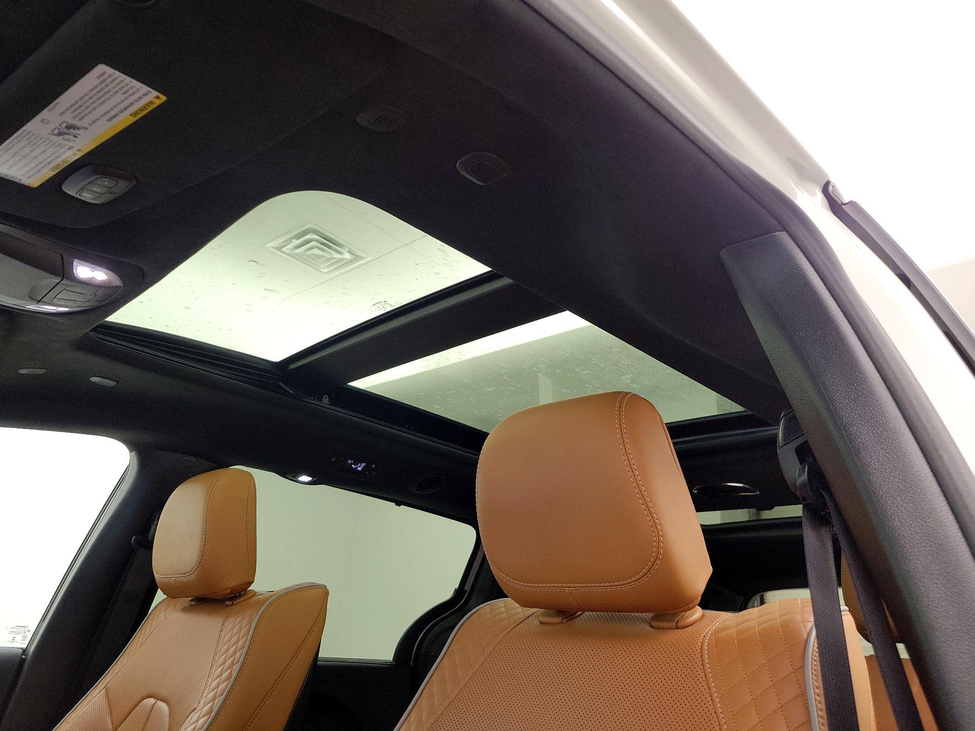 Thumbnail: 2021 Chrysler Pacifica - 20