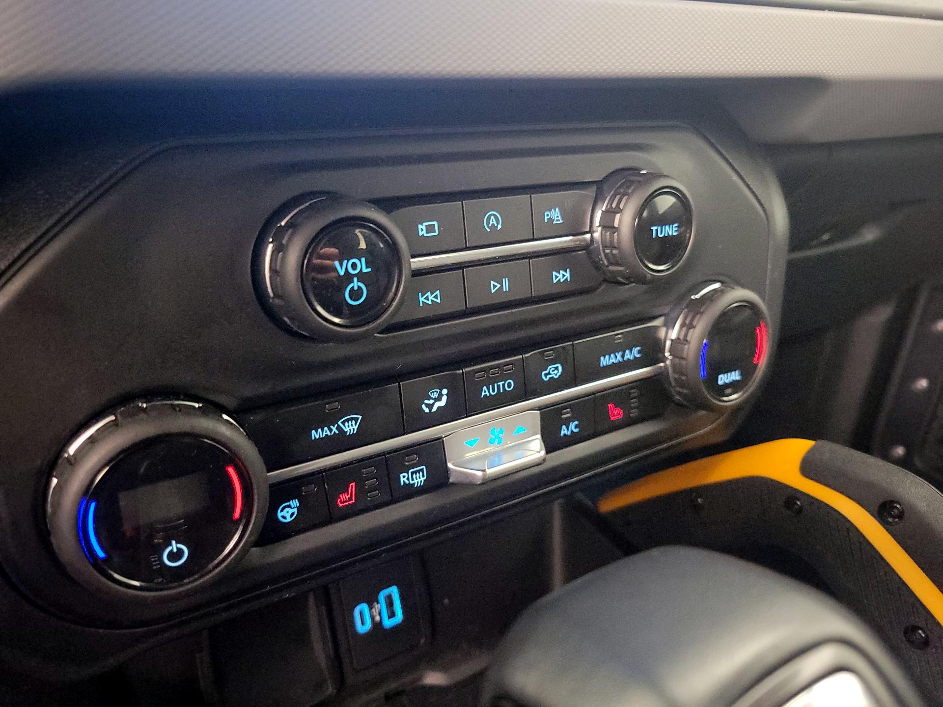 Thumbnail: 2023 Ford Bronco - 17