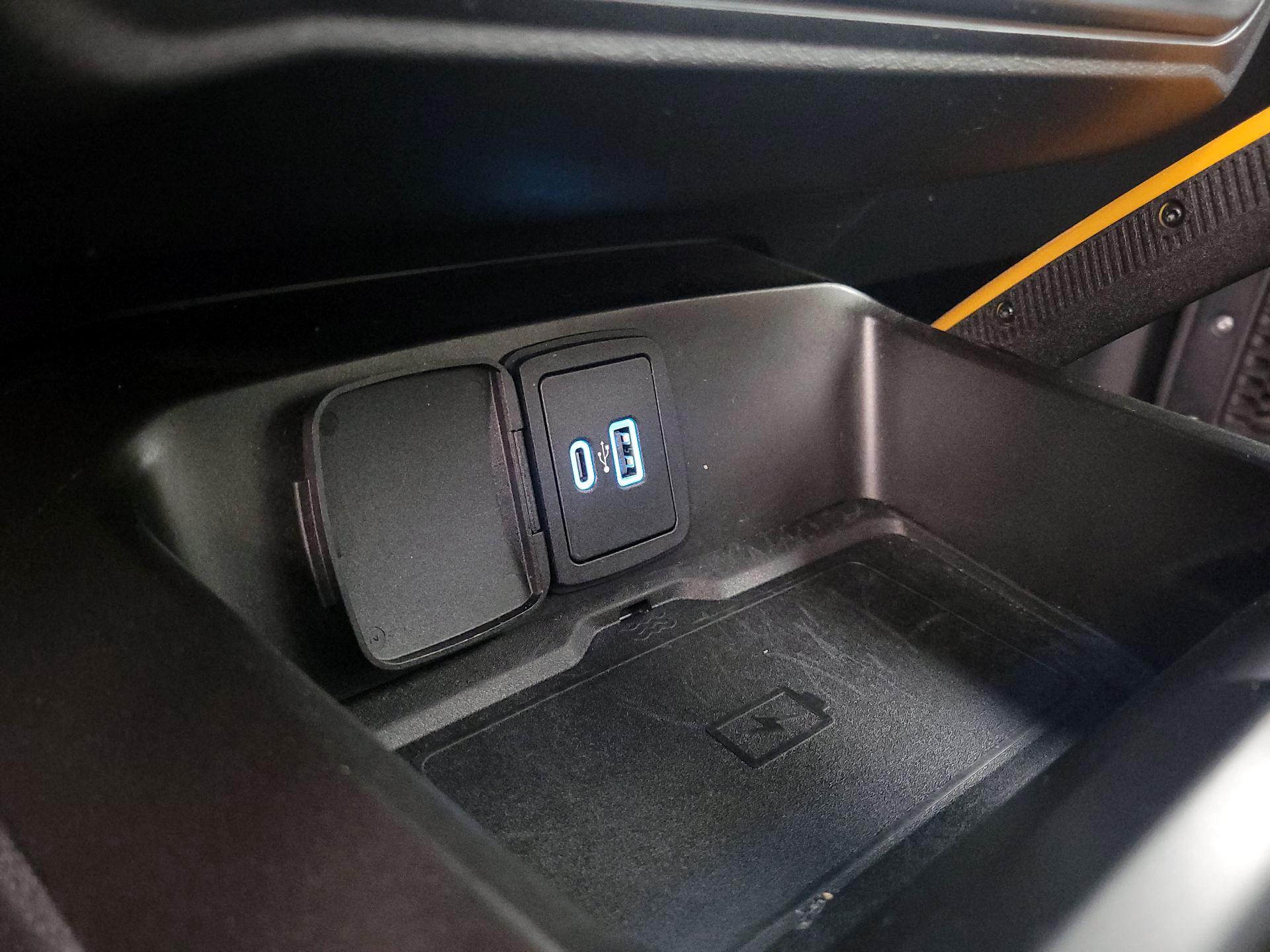 Thumbnail: 2023 Ford Bronco - 19