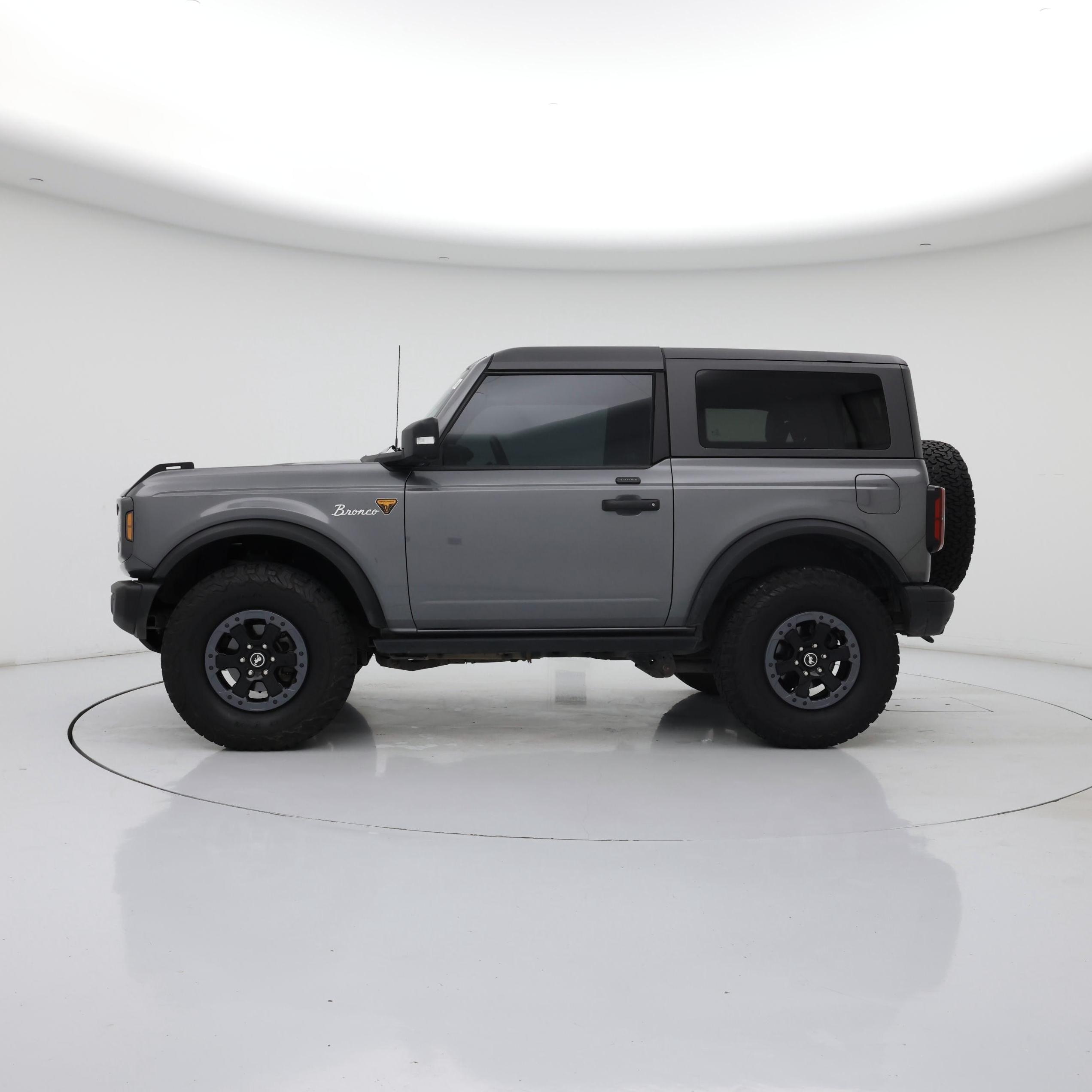 Thumbnail: 2023 Ford Bronco - 3