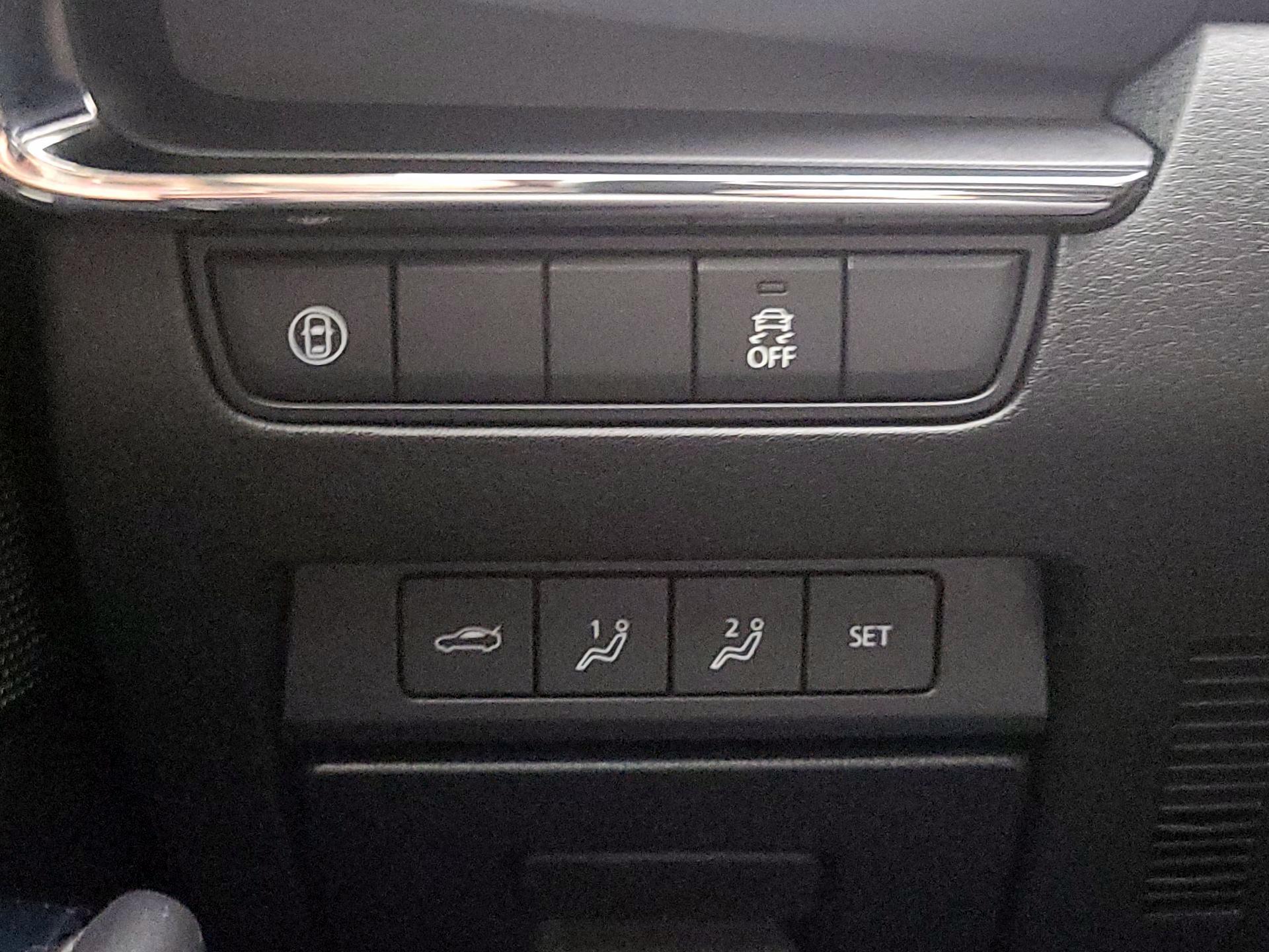 Thumbnail: 2020 Mazda Mazda3 - 13