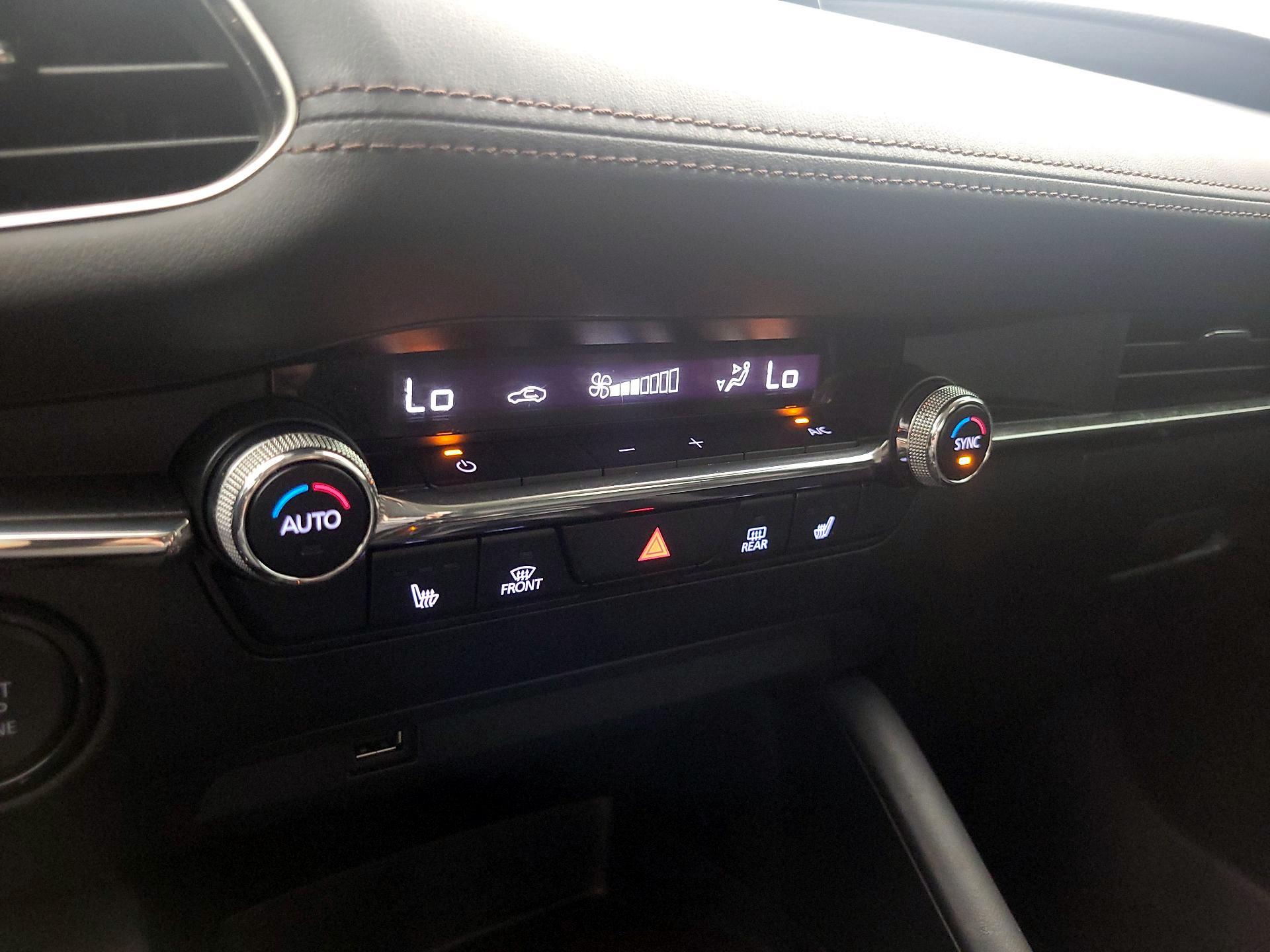 Thumbnail: 2020 Mazda Mazda3 - 17