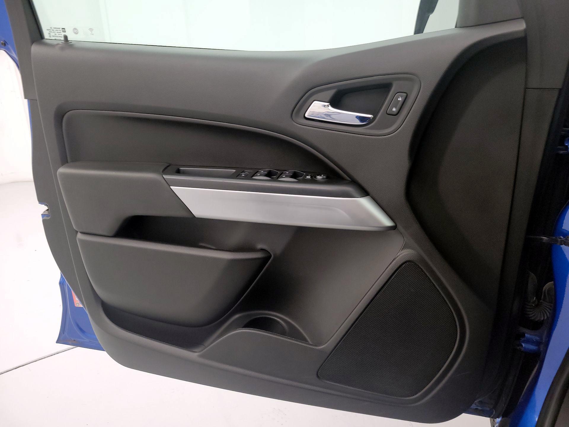 Thumbnail: 2019 Chevrolet Colorado - 12