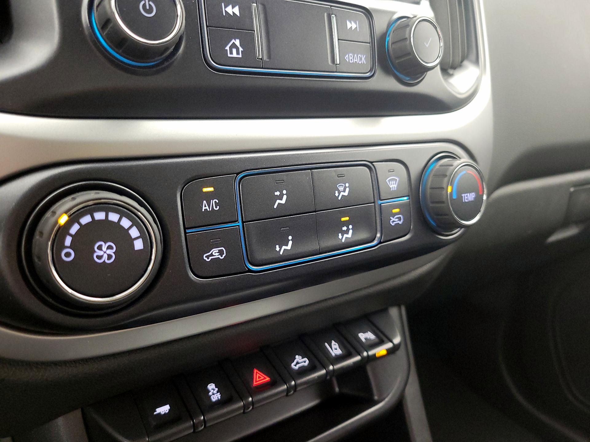 Thumbnail: 2019 Chevrolet Colorado - 16