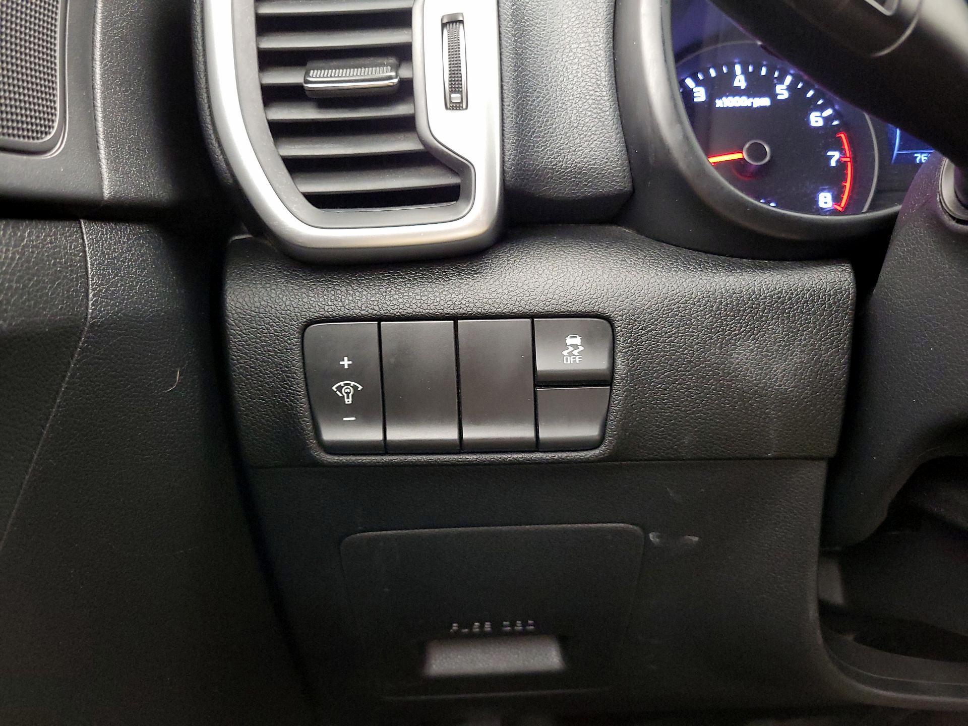 Thumbnail: 2019 Kia Sportage - 13