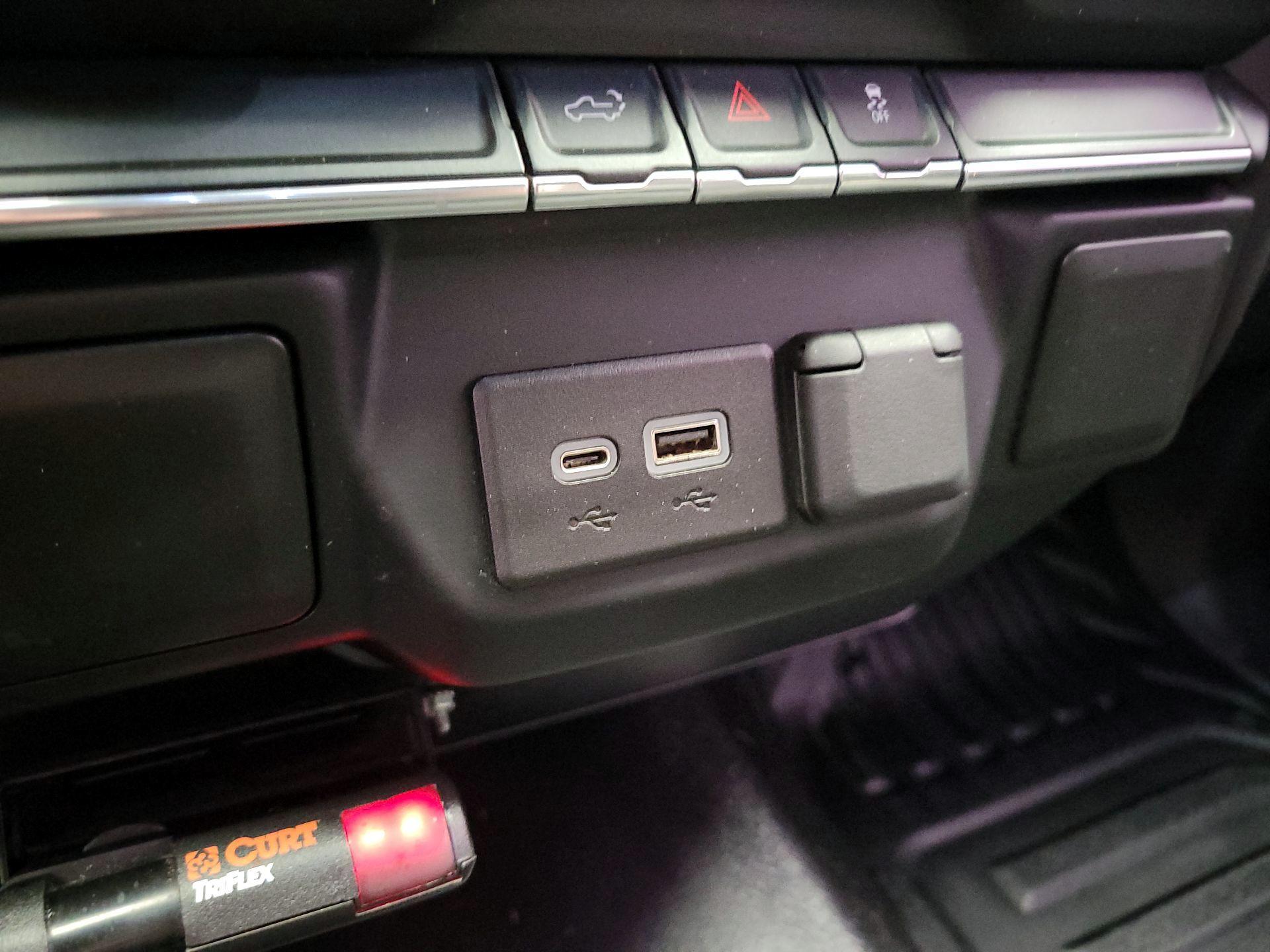 Thumbnail: 2021 Chevrolet Silverado 2500 - 18