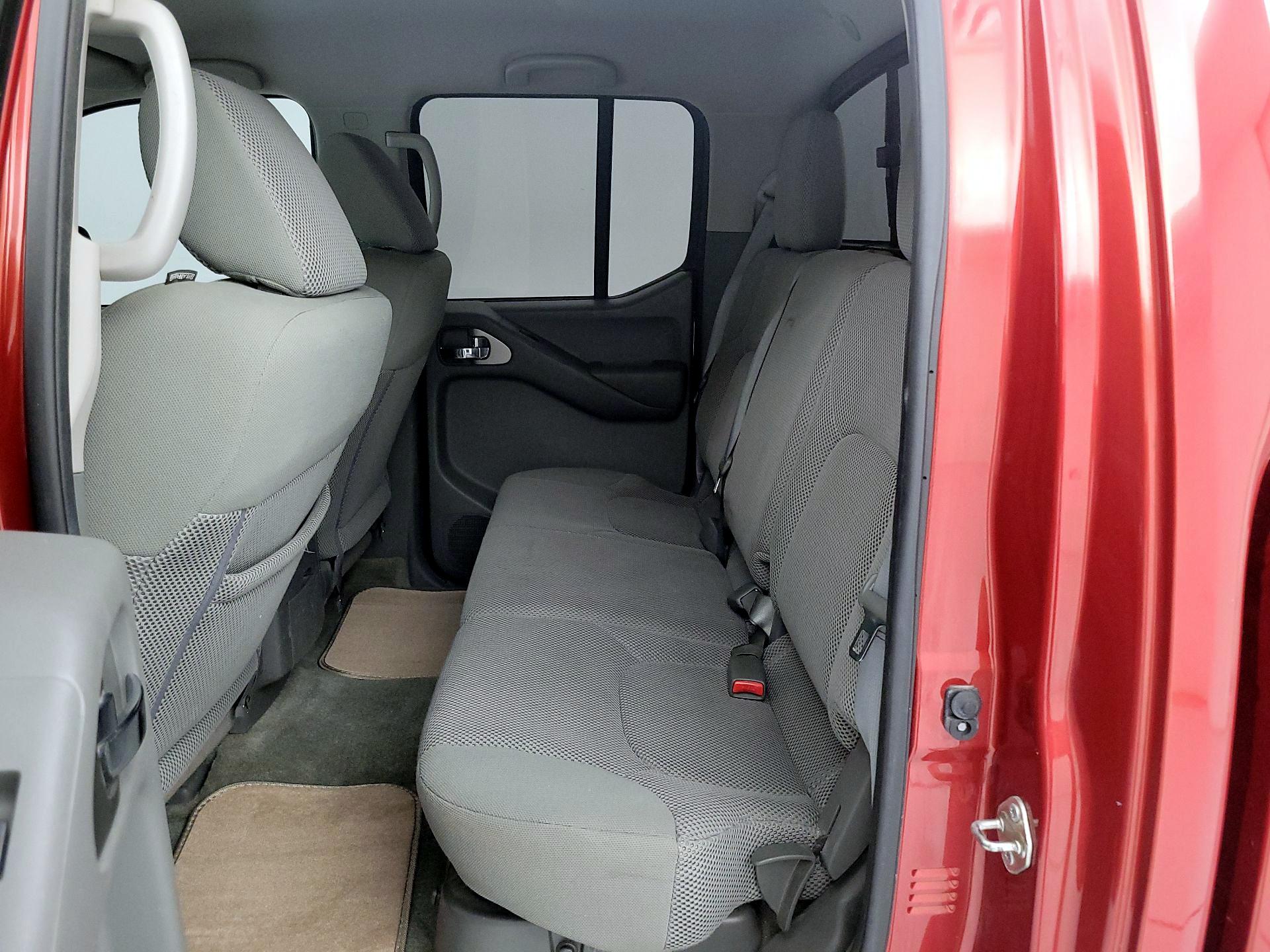 Thumbnail: 2017 Nissan Frontier - 18