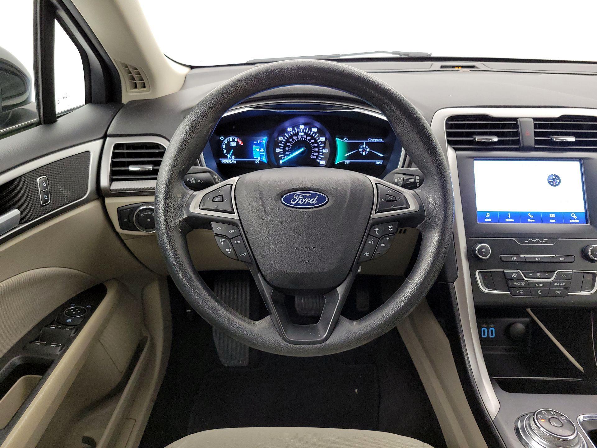 Thumbnail: 2020 Ford Fusion - 10