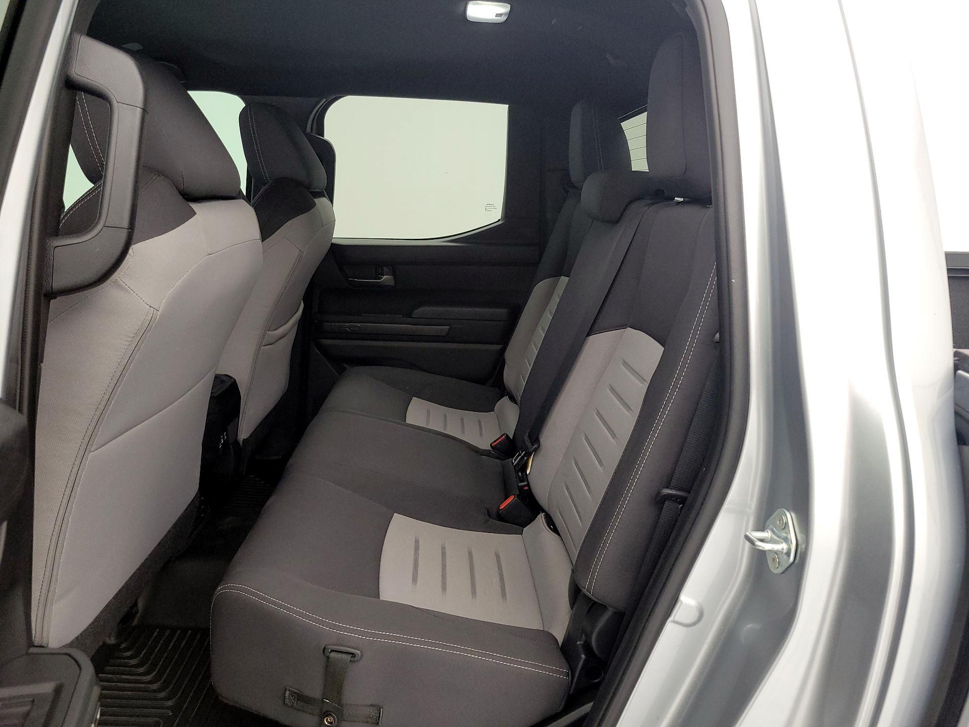 Thumbnail: 2024 Toyota Tacoma - 19