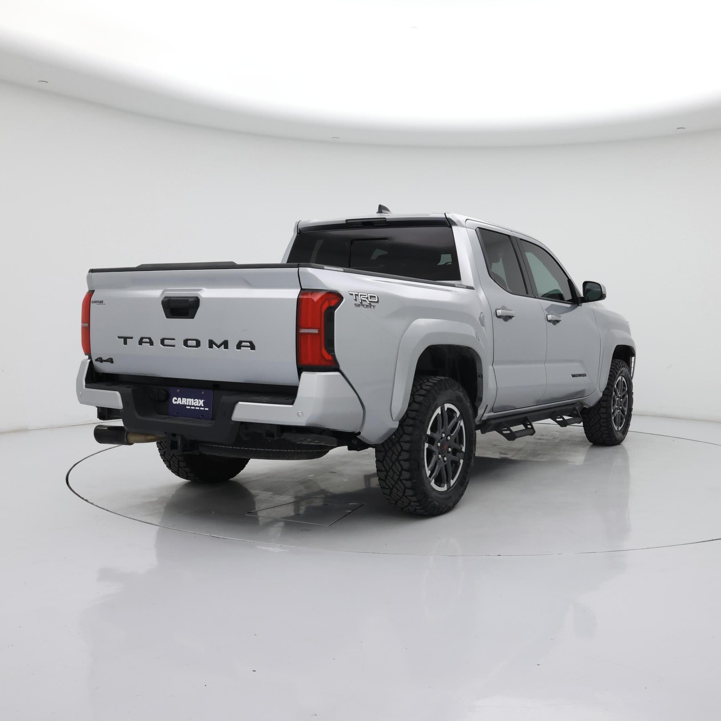 Thumbnail: 2024 Toyota Tacoma - 8