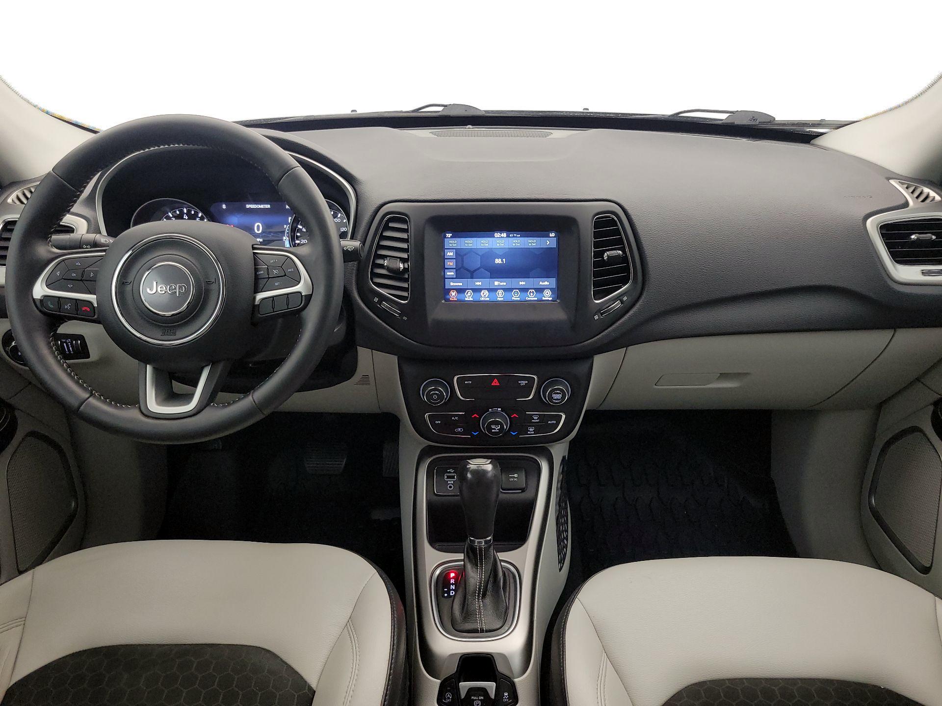 Thumbnail: 2018 Jeep Compass - 9