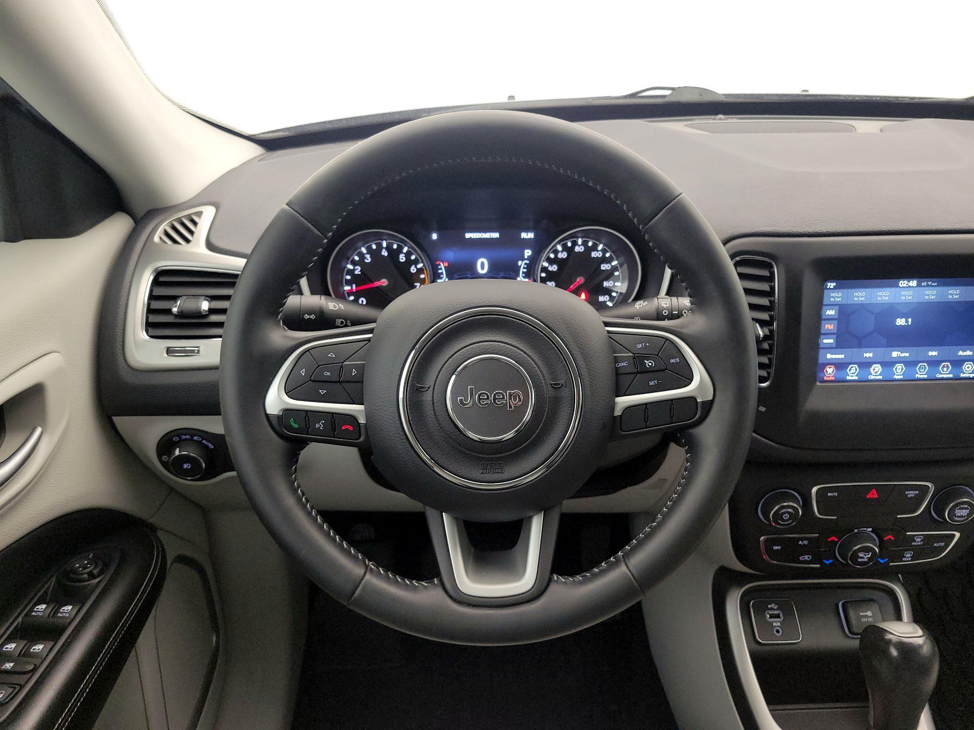 Thumbnail: 2018 Jeep Compass - 10