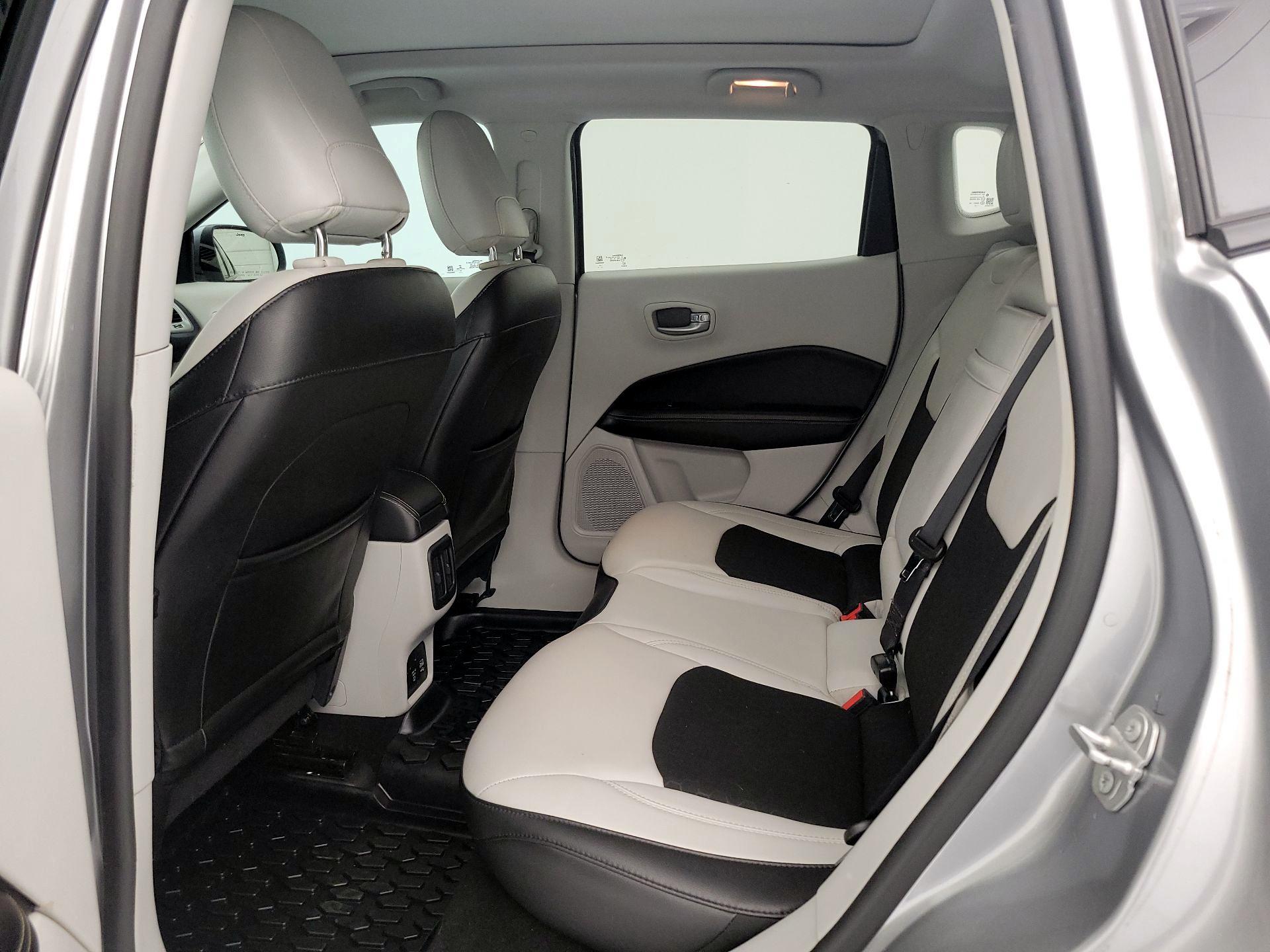 Thumbnail: 2018 Jeep Compass - 20