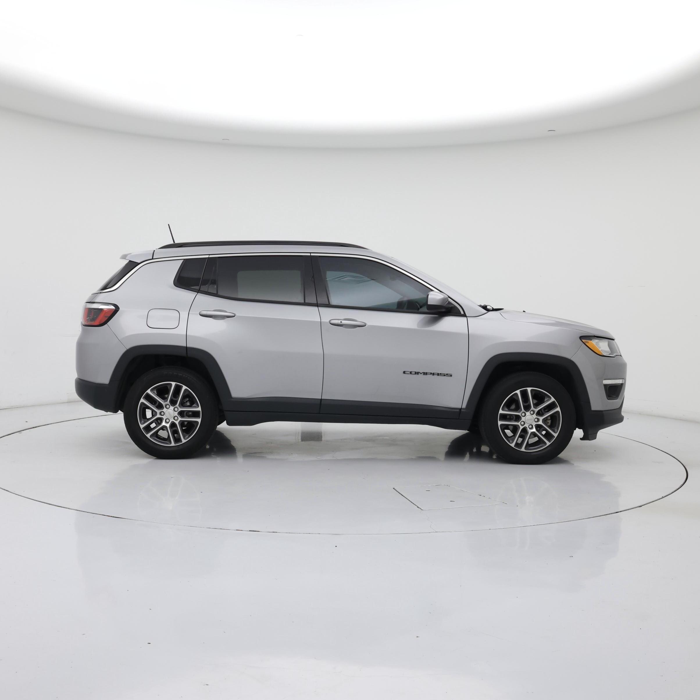 Thumbnail: 2018 Jeep Compass - 7