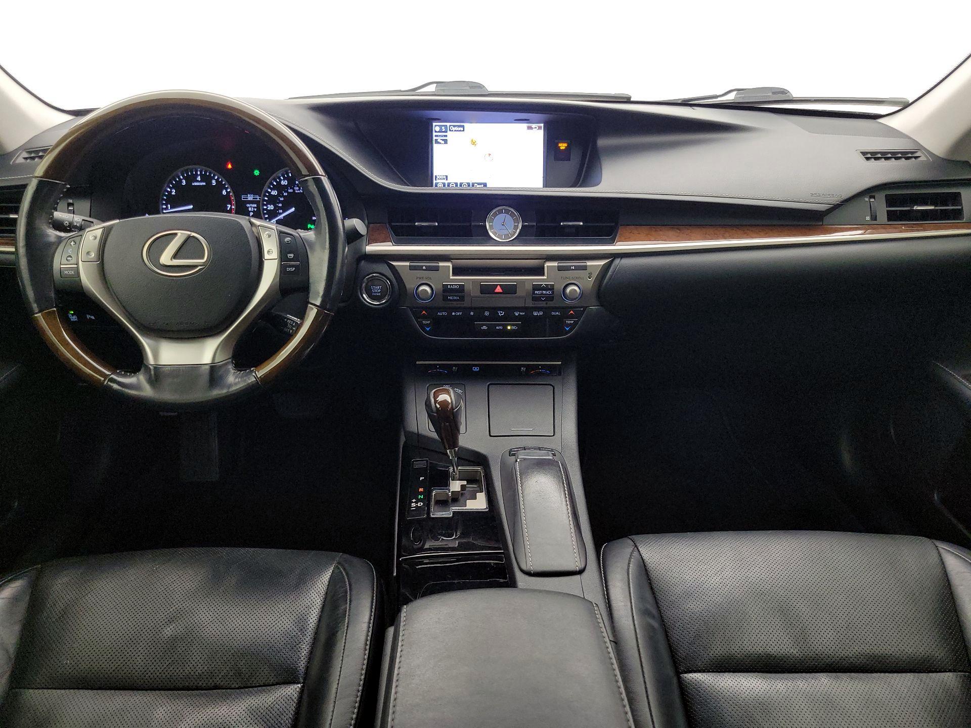 Thumbnail: 2015 Lexus ES - 9