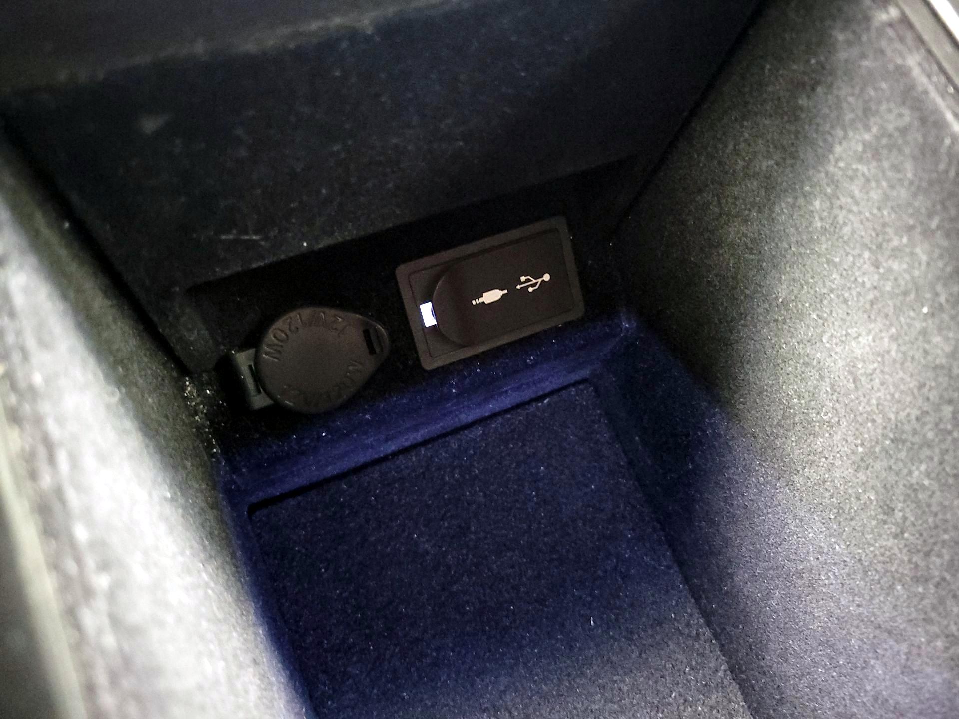 Thumbnail: 2015 Lexus ES - 19