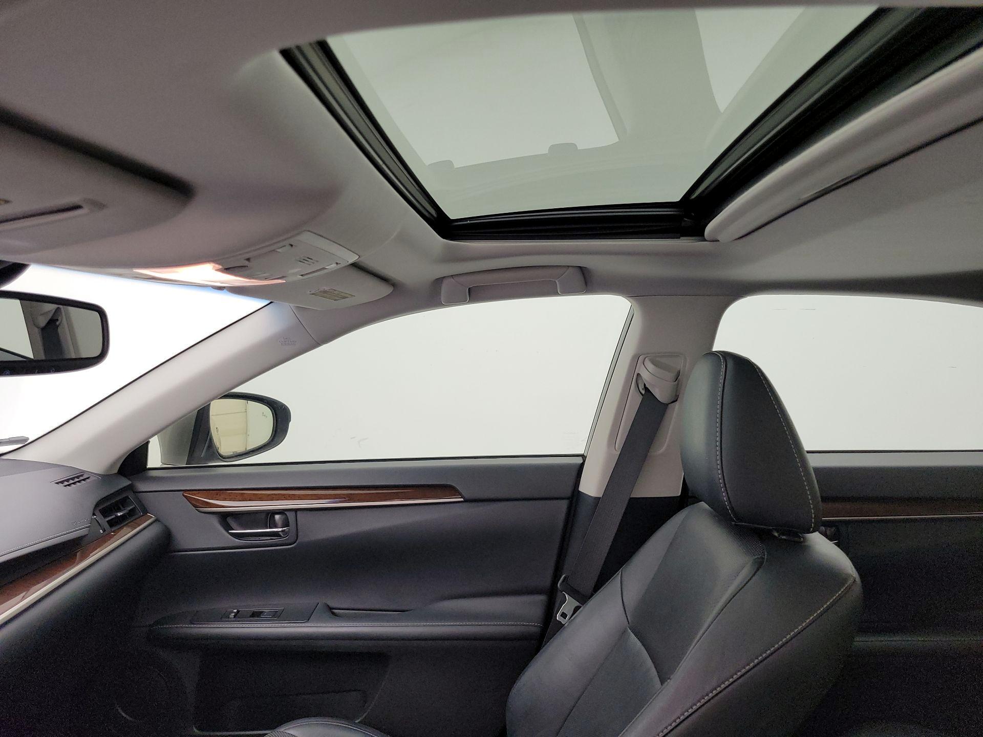 Thumbnail: 2015 Lexus ES - 20