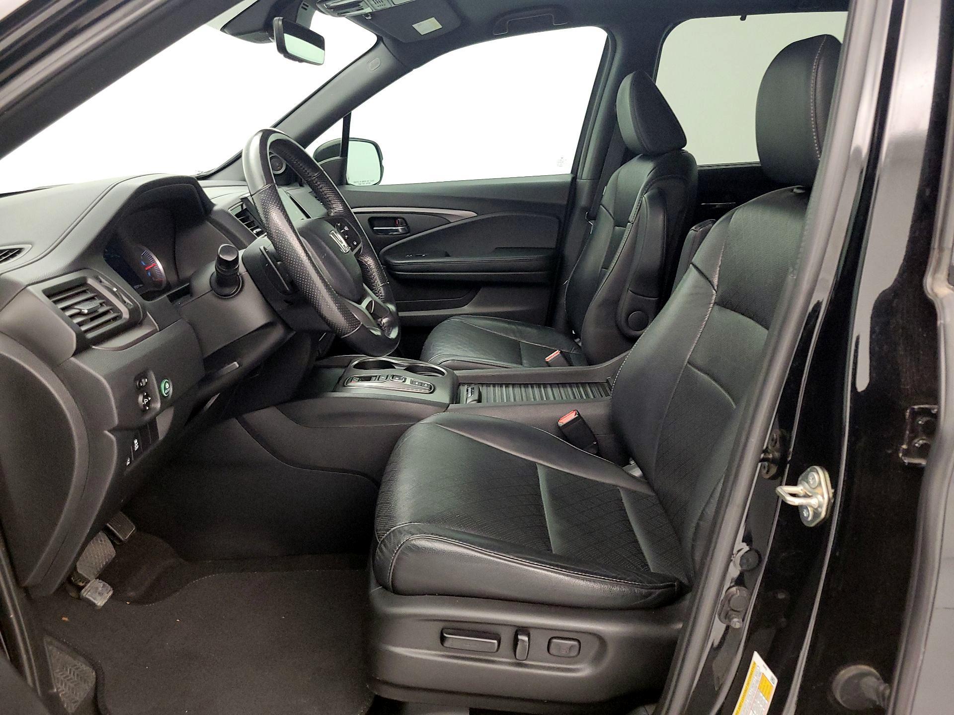 Thumbnail: 2019 Honda Passport - 11