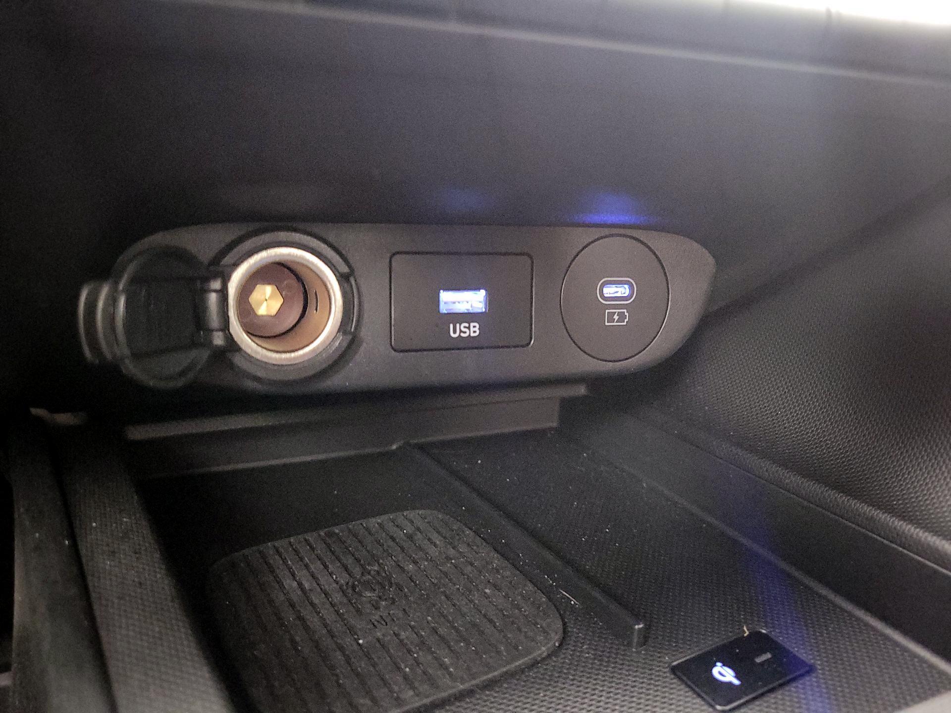 Thumbnail: 2025 Hyundai Elantra - 19